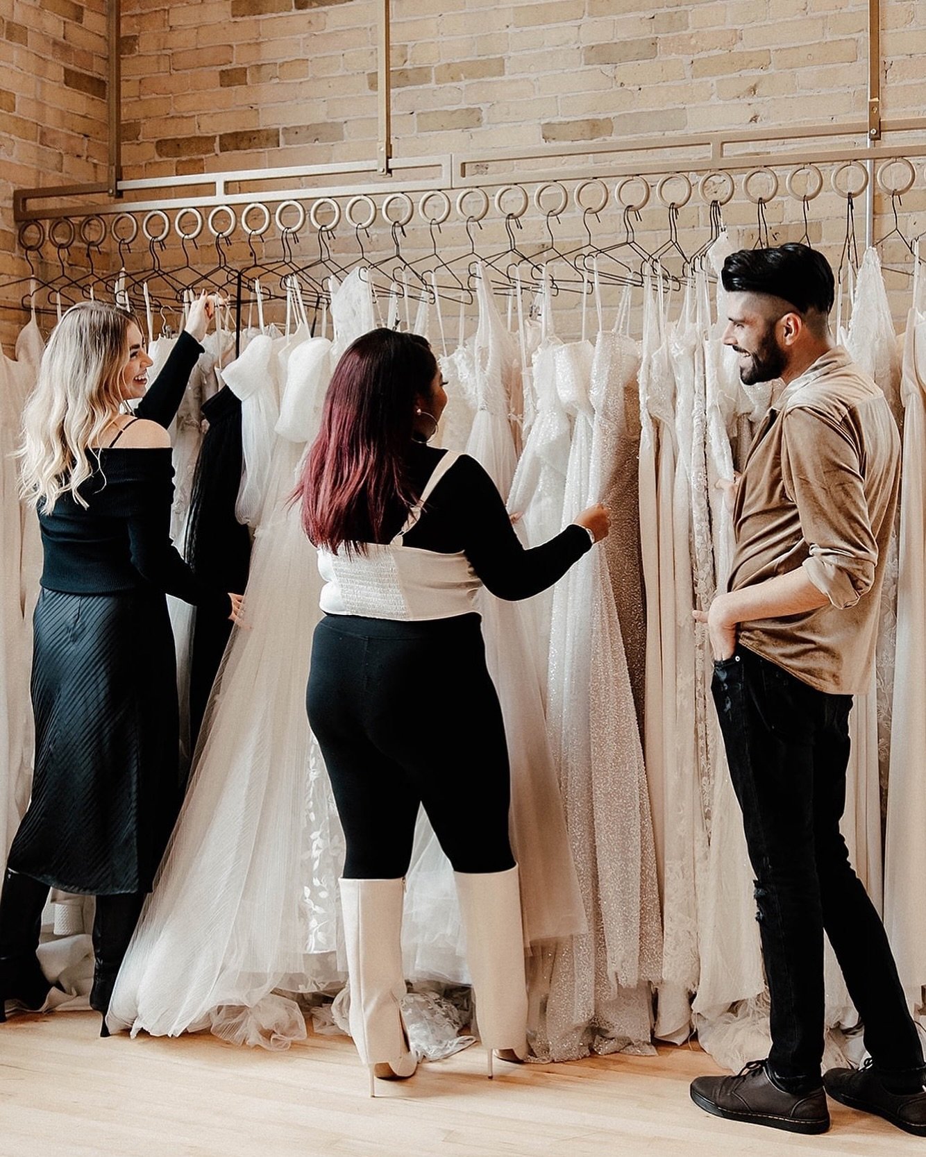 happy earth day! 🌎 

did you know that the average wedding produces 400lbs of waste and 63 tons of carbon emissions? 🤯 at strike bridal bar, we&rsquo;re proud to partner with small designers who prioritize cutting down on waste. 

🌱 each of our de