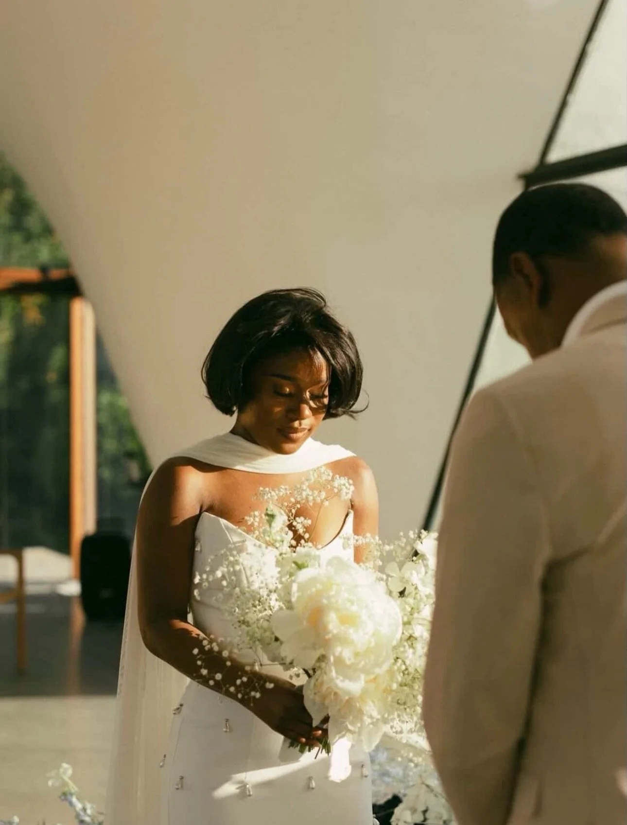 sweet like candy 🍬 
.
.
.
.
.
👗: candy by @sarahseven
👰🏾&zwj;♀️: #realbride, melissa.westbrook
📸: @the_geldenhuyses 
💒: @bosjes_farm