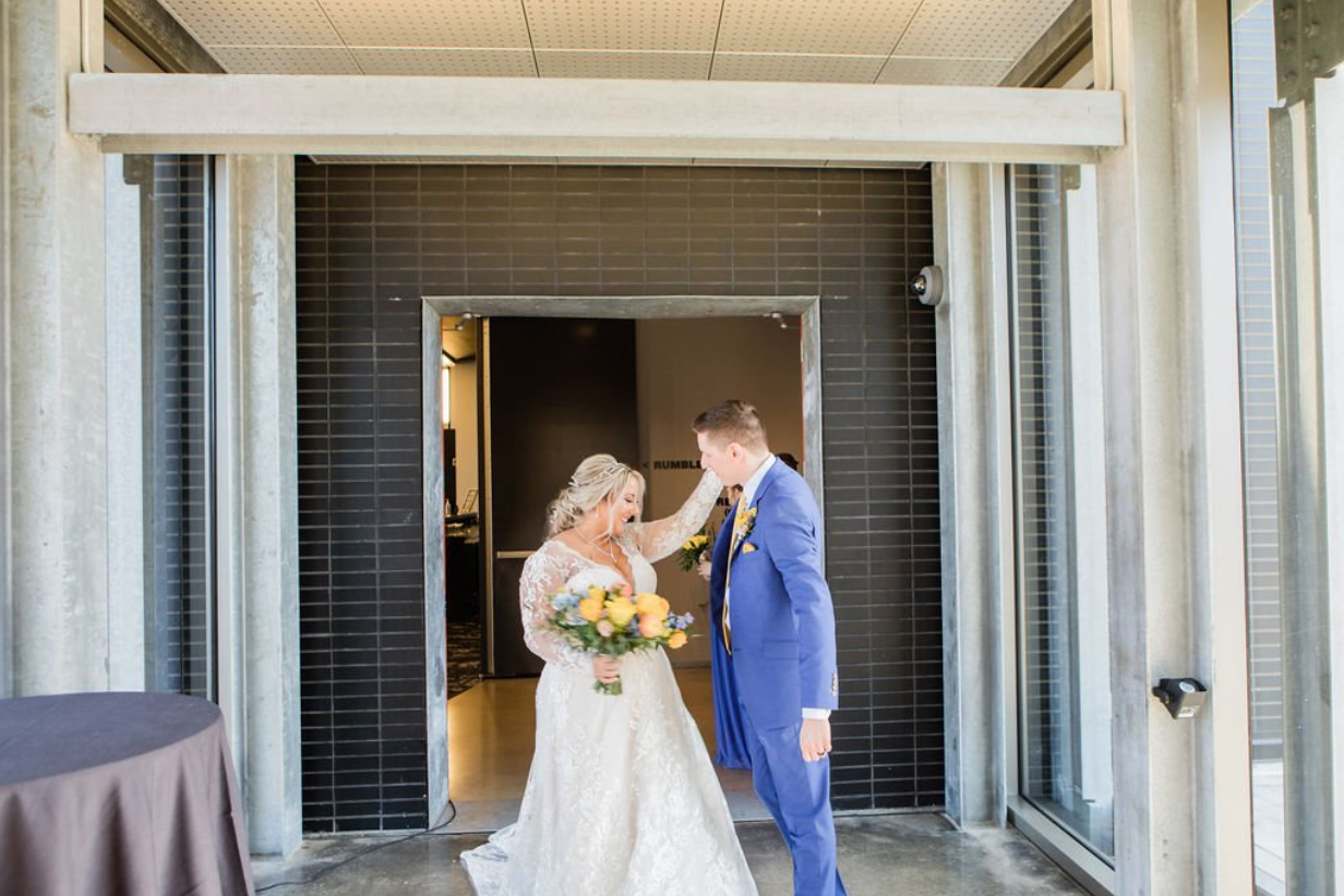 strike-bridal-bar-milwaukee-wisconsin-studio-levana-lilach-long-sleeve-wedding-dress-32