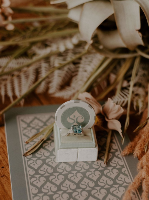 Milwaukee-wisconsin-strike-bridal-bar-amsale-raven-wedding-dress-3