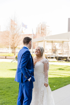 strike-bridal-bar-milwaukee-wisconsin-studio-levana-lilach-long-sleeve-wedding-dress-17