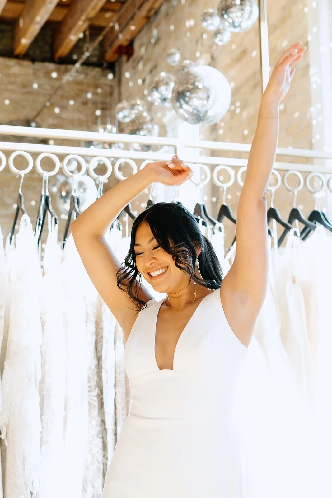 Strike Bridal Bar