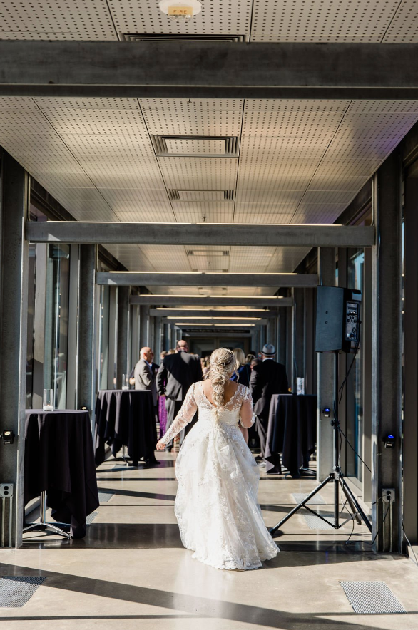 strike-bridal-bar-milwaukee-wisconsin-studio-levana-lilach-long-sleeve-wedding-dress-34