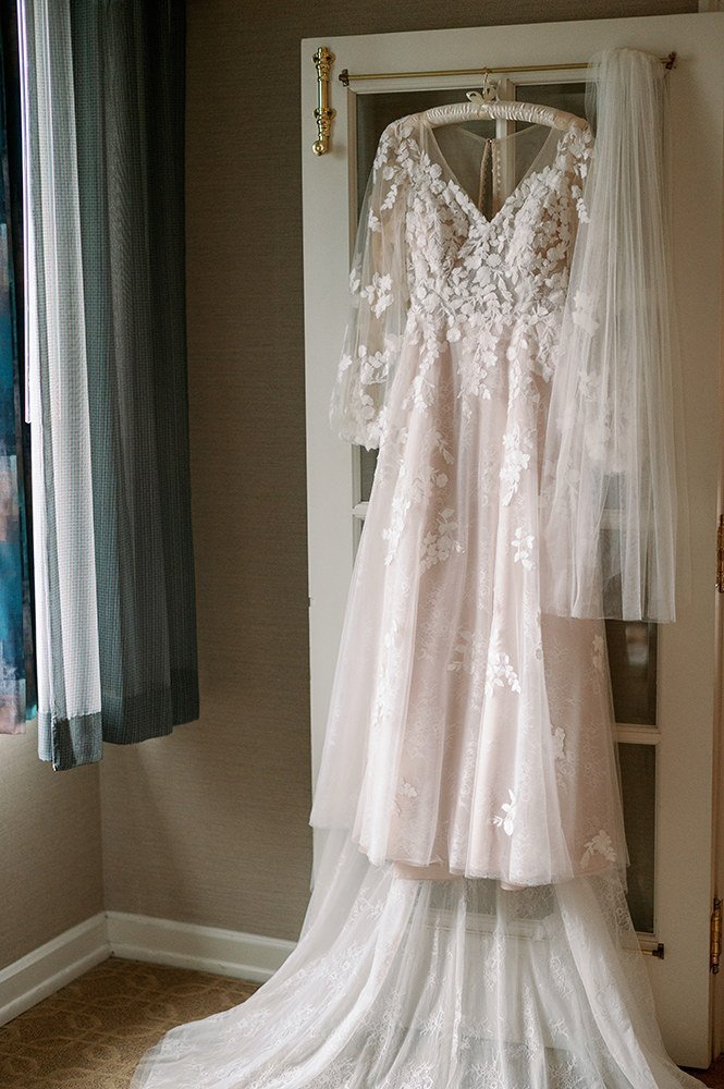 milwaukee-wisconsin-wedding-strike-bridal-bar-long-sleeve-wedding-dress-5