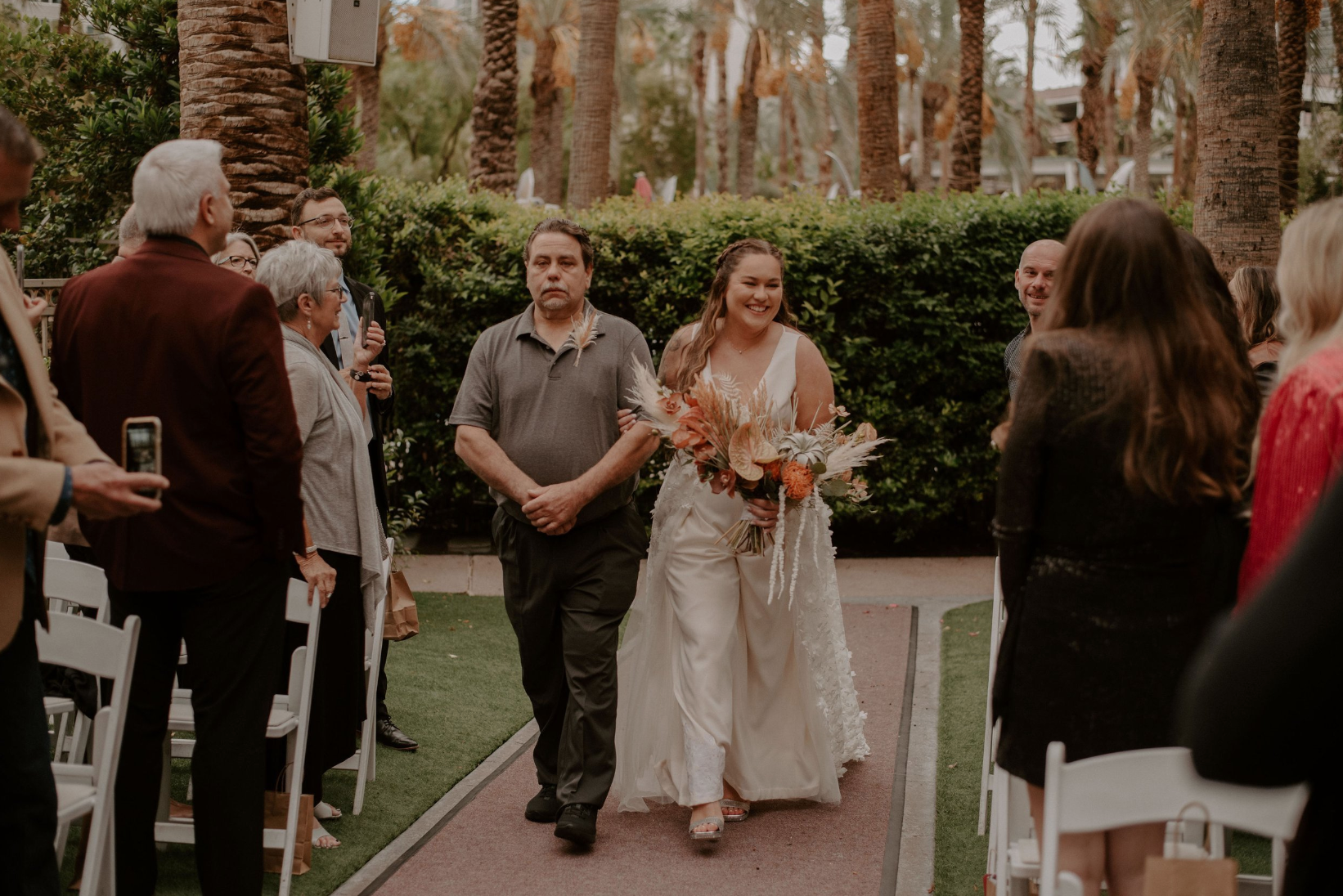 Milwaukee-wisconsin-strike-bridal-bar-amsale-raven-wedding-dress-20