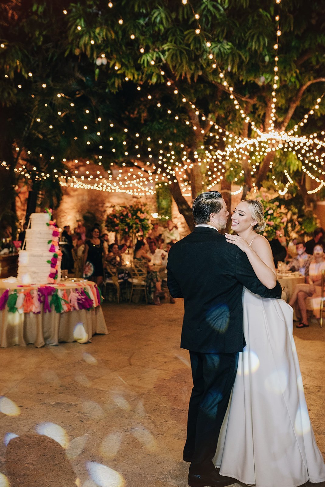 strike-bridal-bar-real-bride-blog-mya-pablo-milwaukee-wedding-annie-tara-latour-dress-26