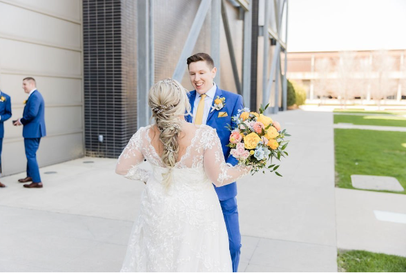 strike-bridal-bar-milwaukee-wisconsin-studio-levana-lilach-long-sleeve-wedding-dress-13