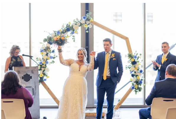 strike-bridal-bar-milwaukee-wisconsin-studio-levana-lilach-long-sleeve-wedding-dress-30