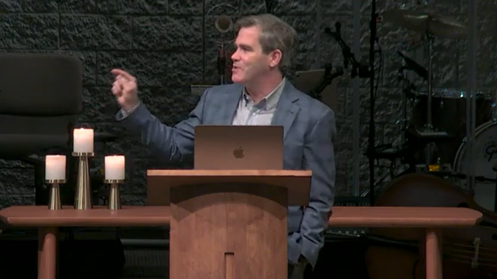 Pastor Robert Cunningham from Christ for Kentucky preaching on Luke 10