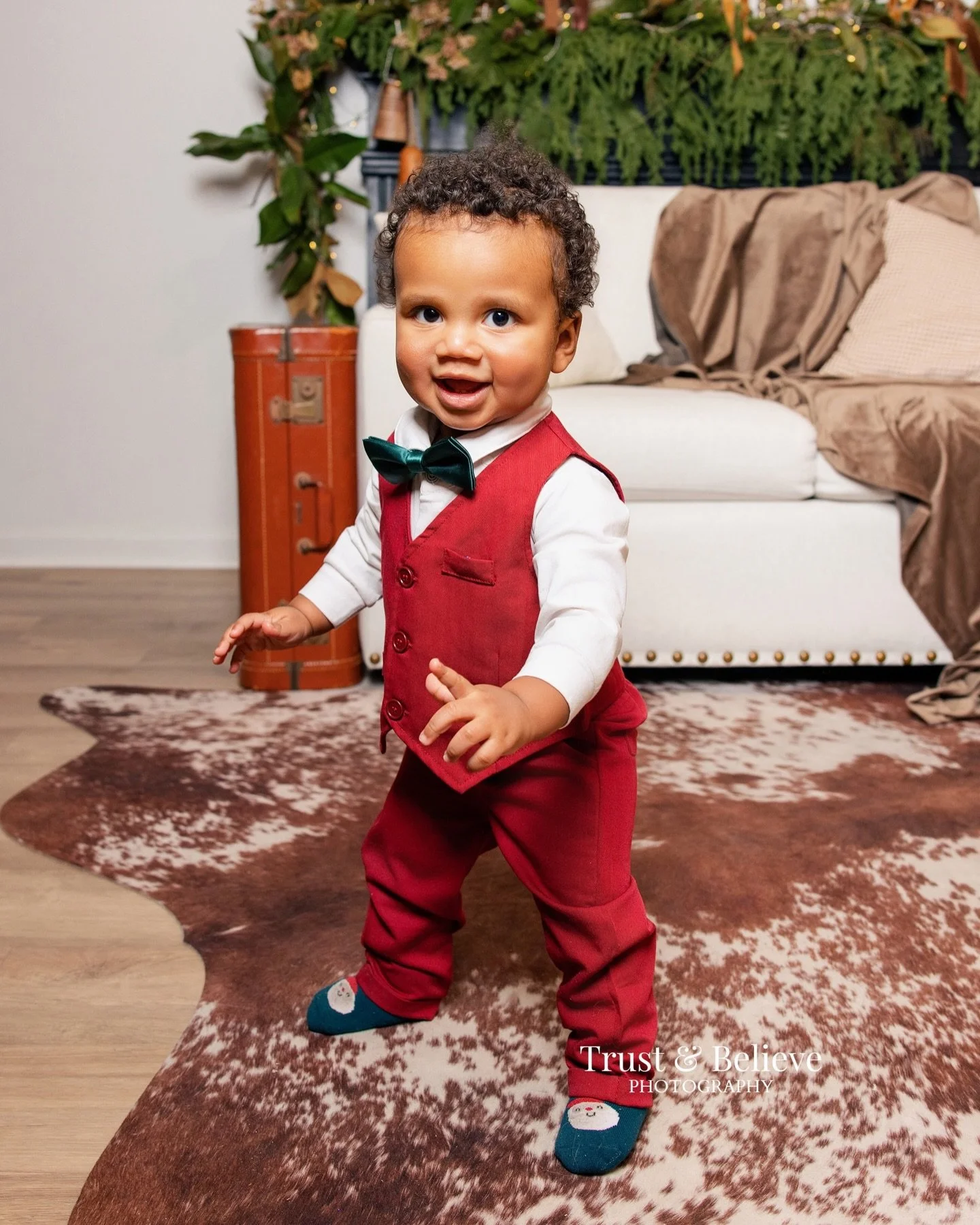 May the spirit of Christmas bring you and your family hope, love, and happiness! 

The Aweke Family is in full Christmas spirit, and it was a joy capturing these moments. 

This Christmas session setup was taken at the kit house in Asheboro, NC. 

 #