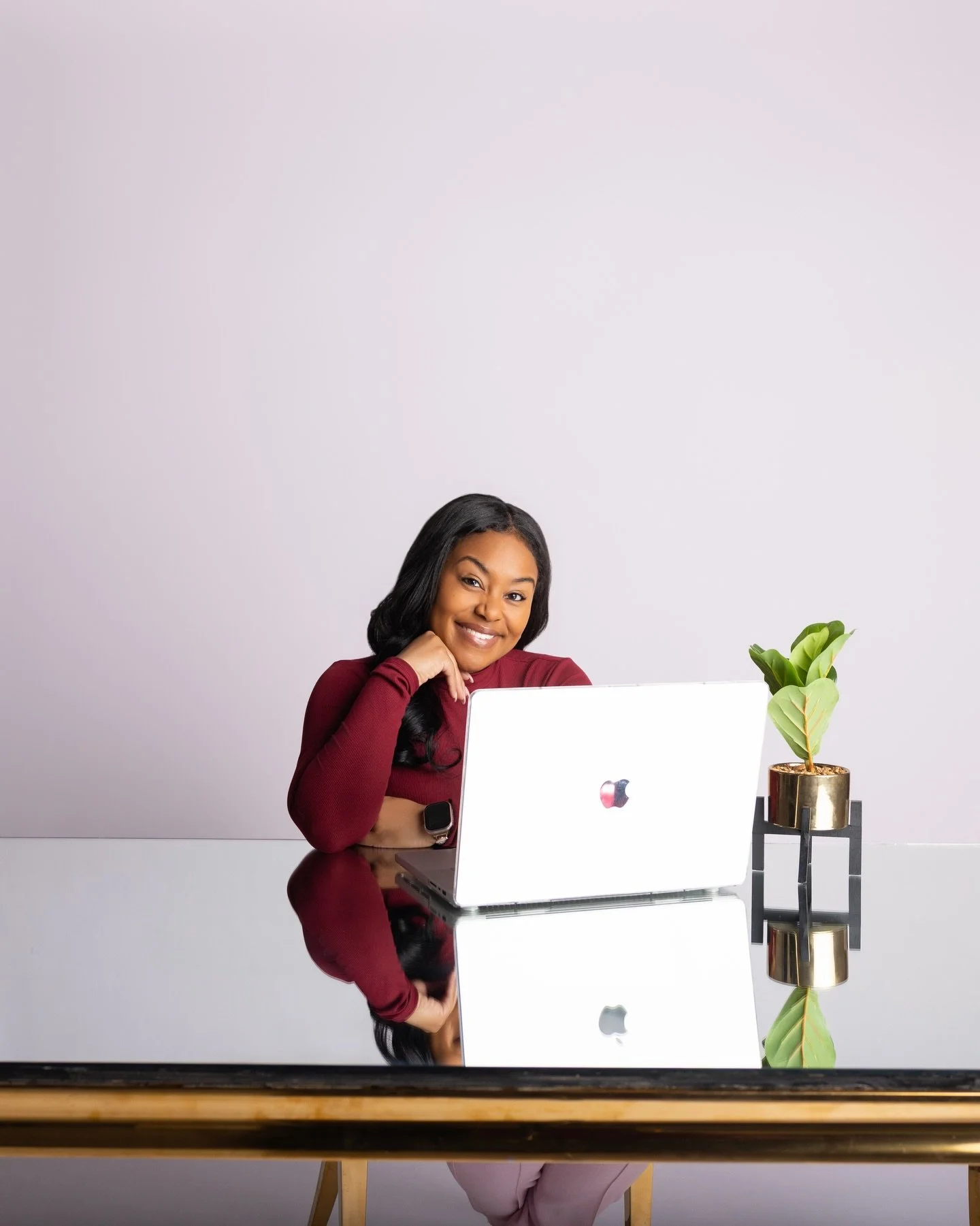 Yeah&hellip;I like this version of me better. ✨

The one who&rsquo;s learning and unlearning.
The one who stopped shrinking.
The one who&rsquo;s steady healing.

I&rsquo;m not perfect, but I&rsquo;m growing.
And that looks good on me. 🥳 
.
.
.
#grow