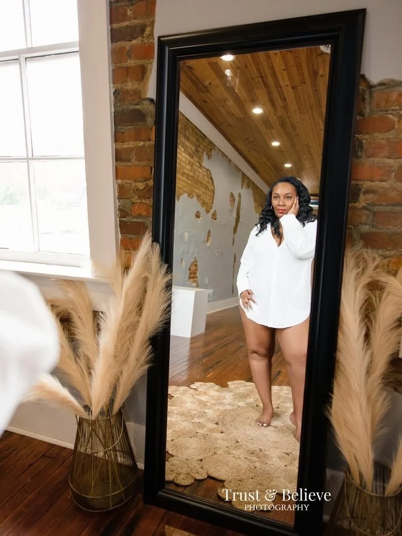 May she always remember how much beauty, strength, and light she carries. 🌟

Capture the confidence, the joy, and the woman you&rsquo;ve become with a photo session for your Birthday! 🥳

Studio: @keon_thecreator 

 #trustandbelievephotography #ncph