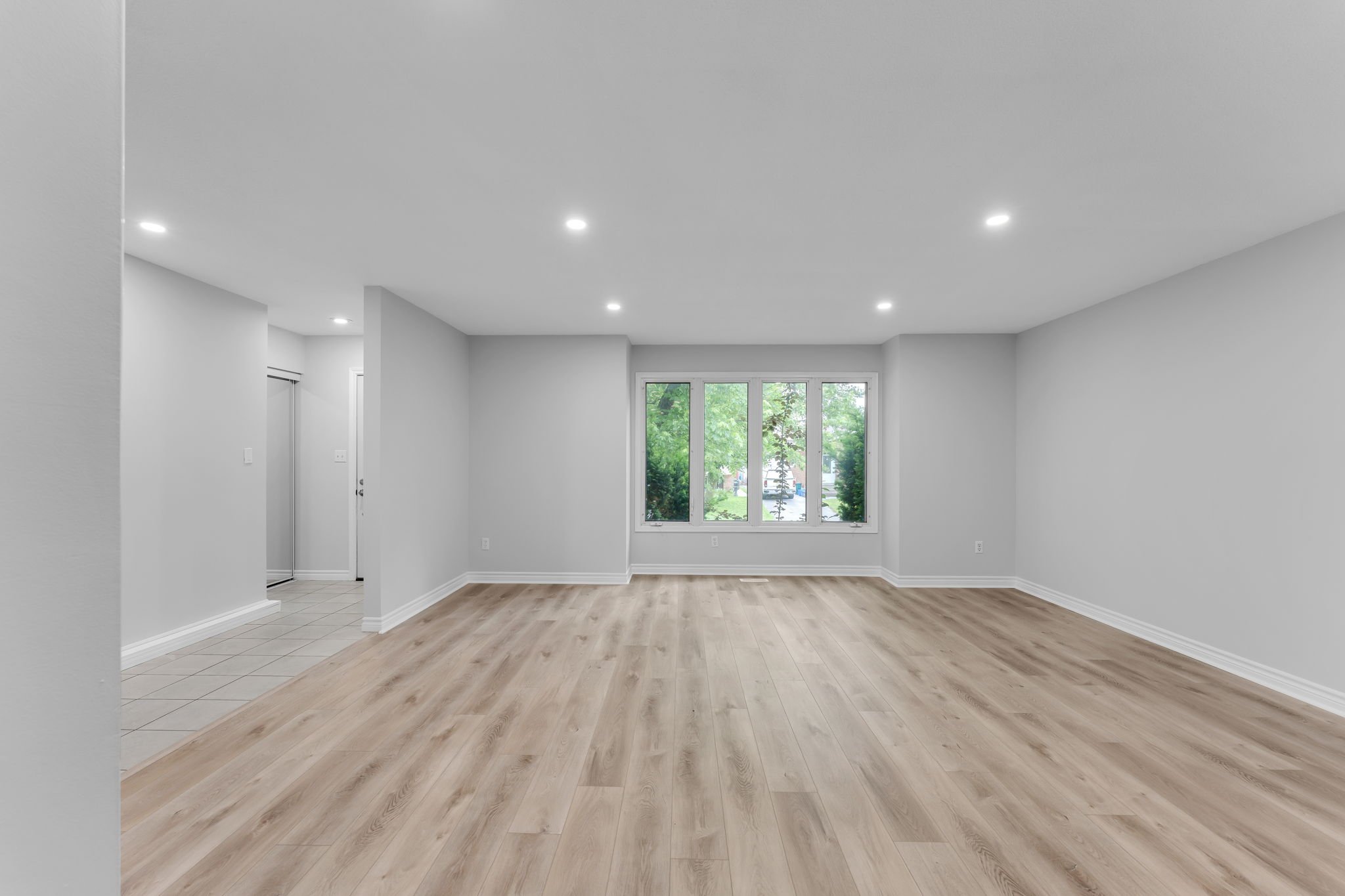 9-web-or-mls-9-rockford-pl-1.jpg