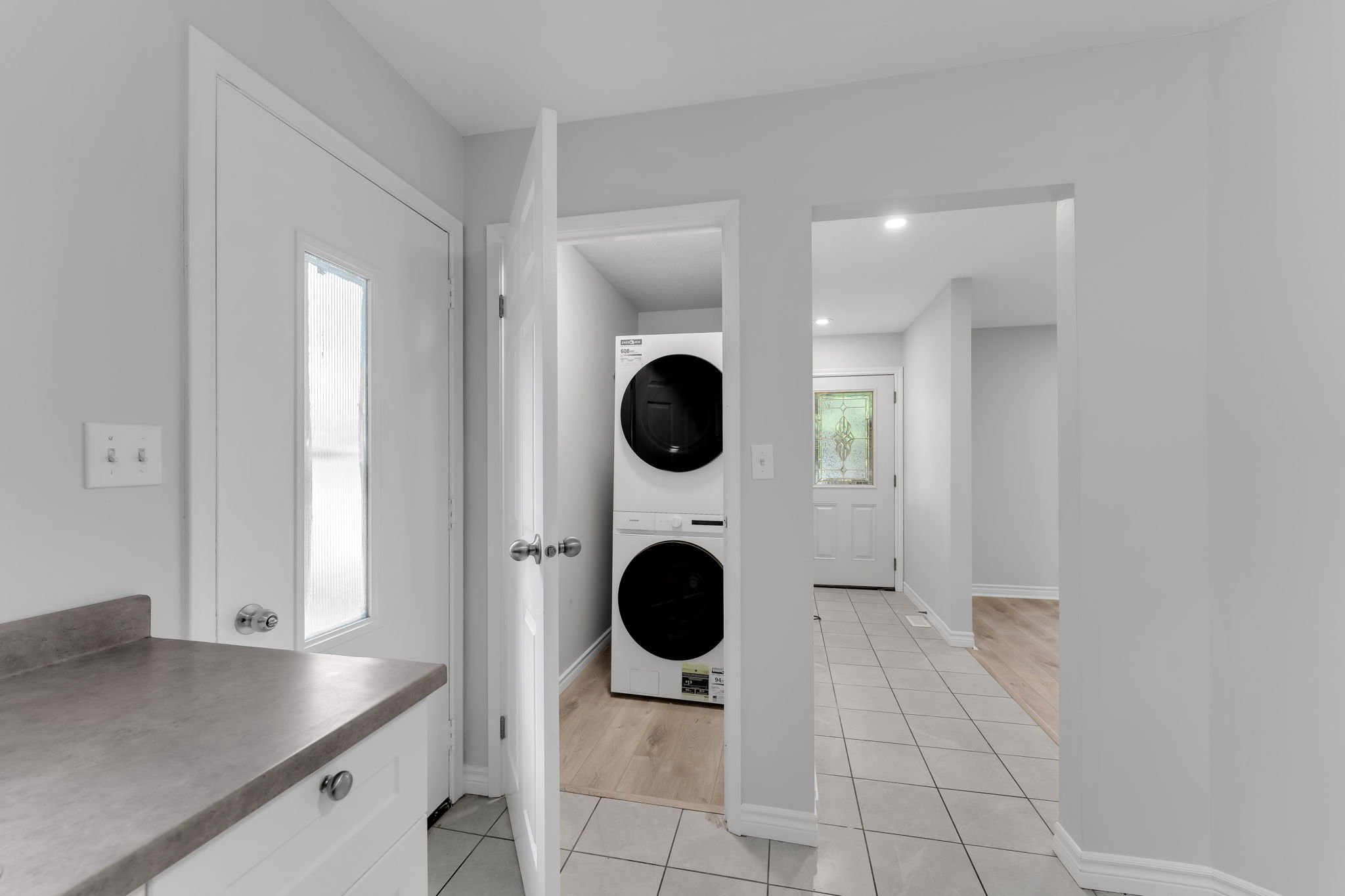 14-web-or-mls-9-rockford-pl-1.jpg