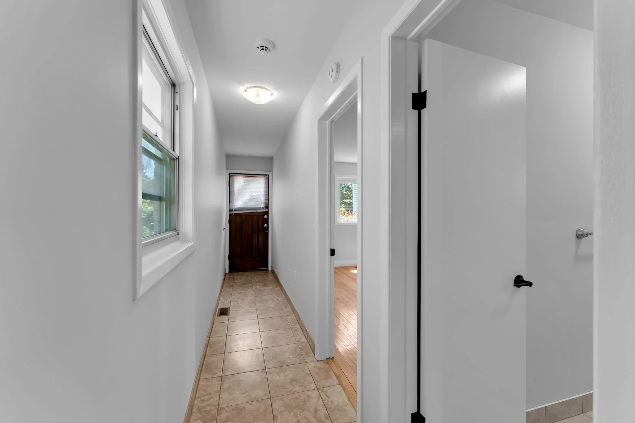 10-web-or-mls-218-york-st.jpg