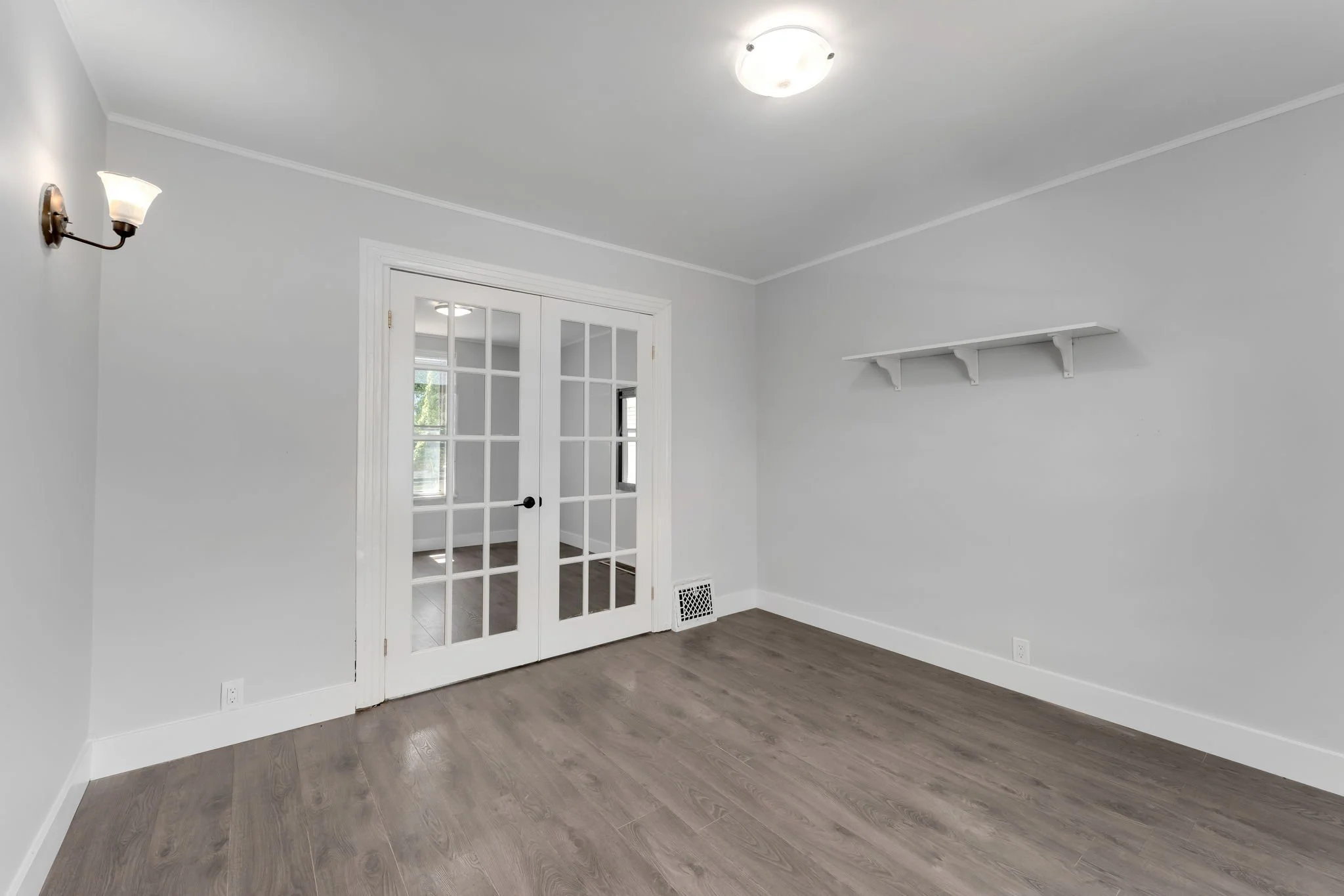 22-web-or-mls-218-york-st.jpg