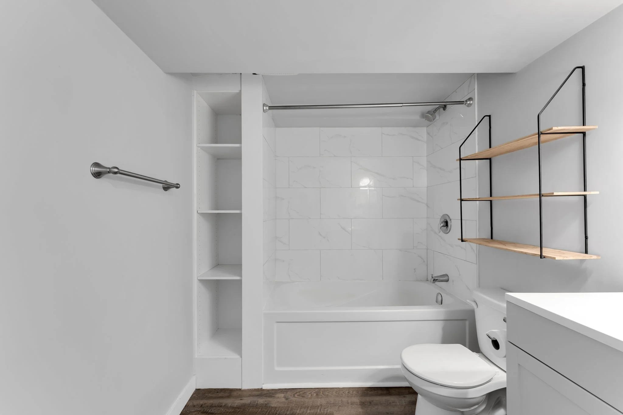 8-web-or-mls-720-selkirk-rd.jpg