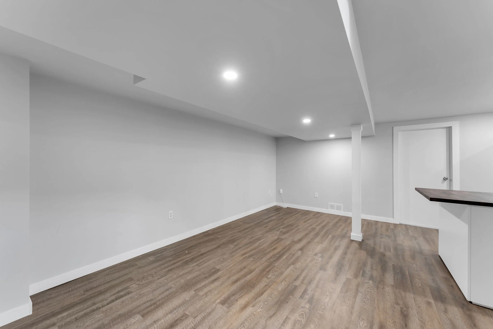 15-web-or-mls-720-selkirk-rd.jpg