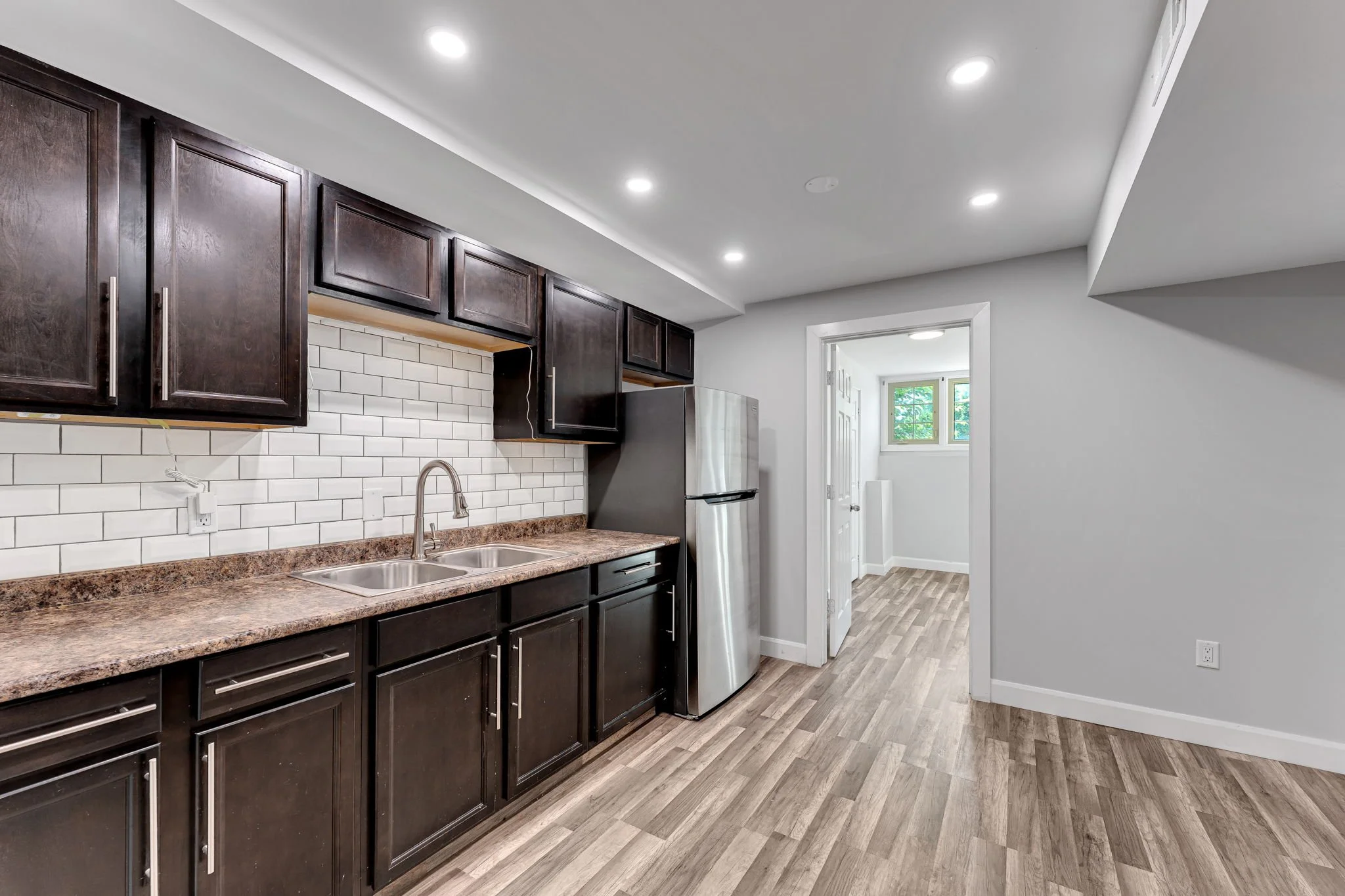 17-web-or-mls-876-beaconhill-ct.jpg