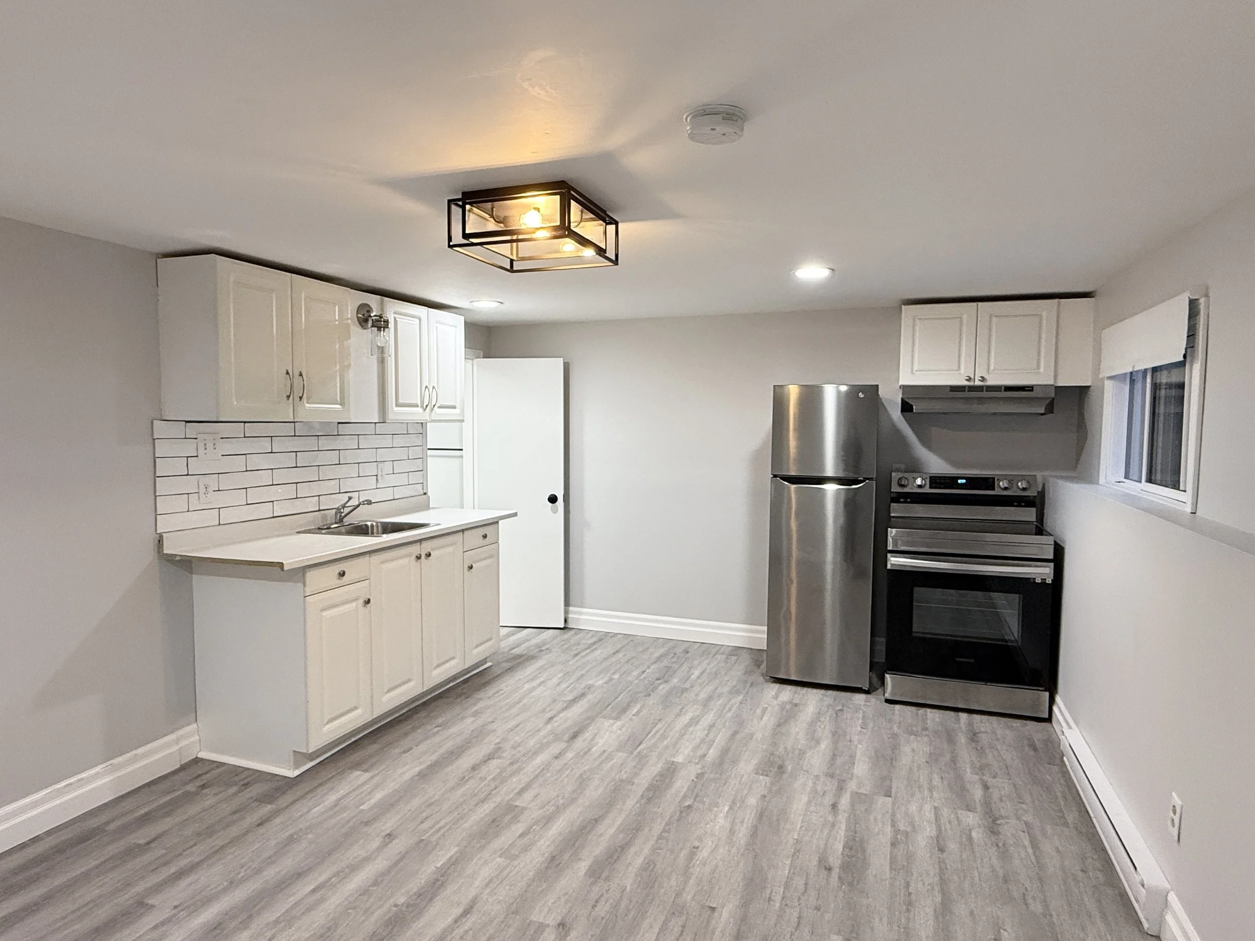 1149 Basswood, Unit 2