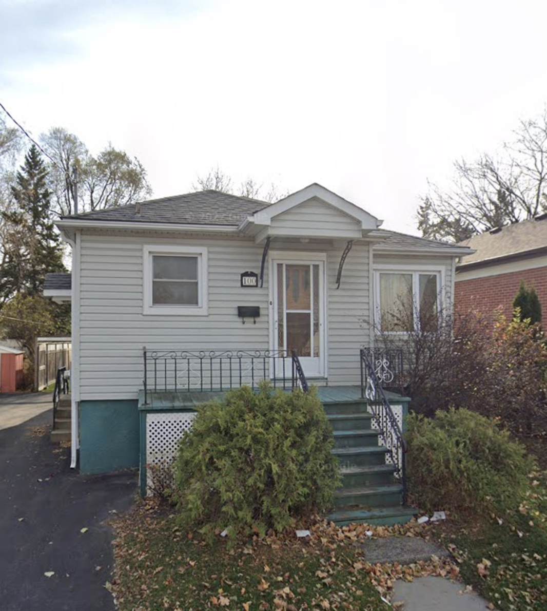 Unit 2- 100 Russell Street