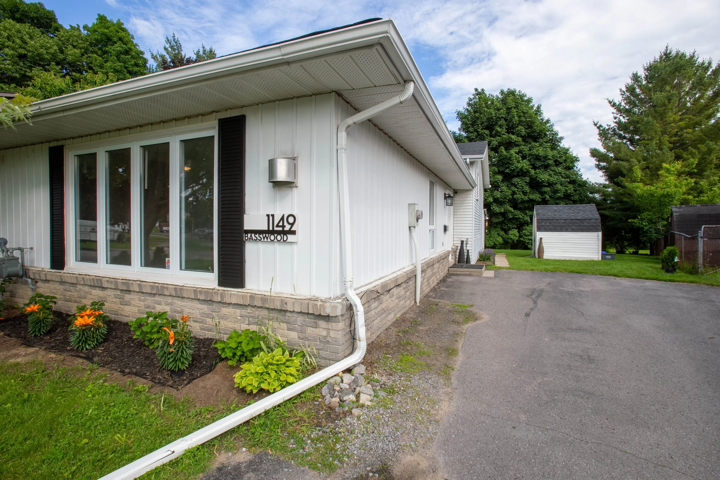 1149 Basswood- Unit 1 Upper Level