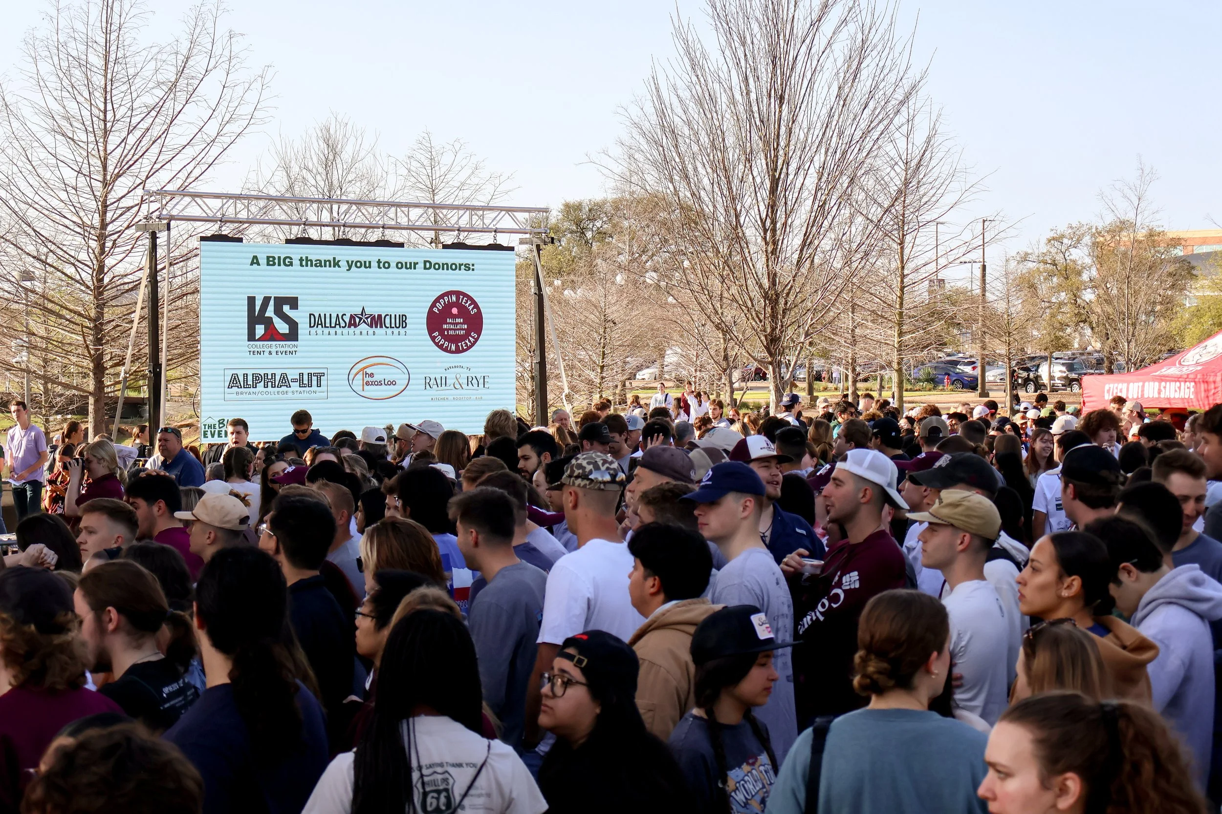 Heat, Weather &amp; Safety: Can LED Screens Handle Extreme Heat, Wind &amp; Rain?