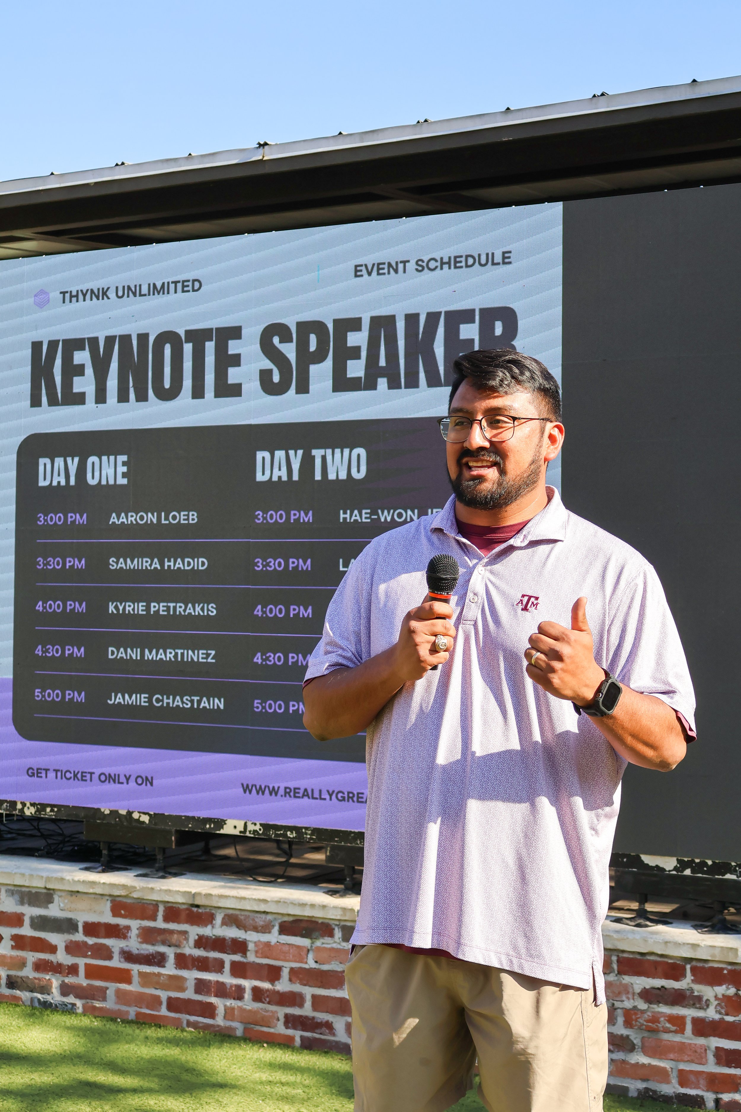 Custom Content for Your LED Screen: Tips to Impress Your Audience