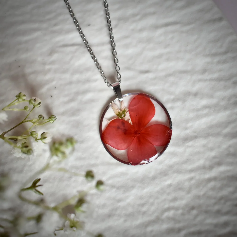 Resin Necklace Hydrangea Pendant Handmade Resin Pendant With Real Pressed Hydrangea Red, Round
