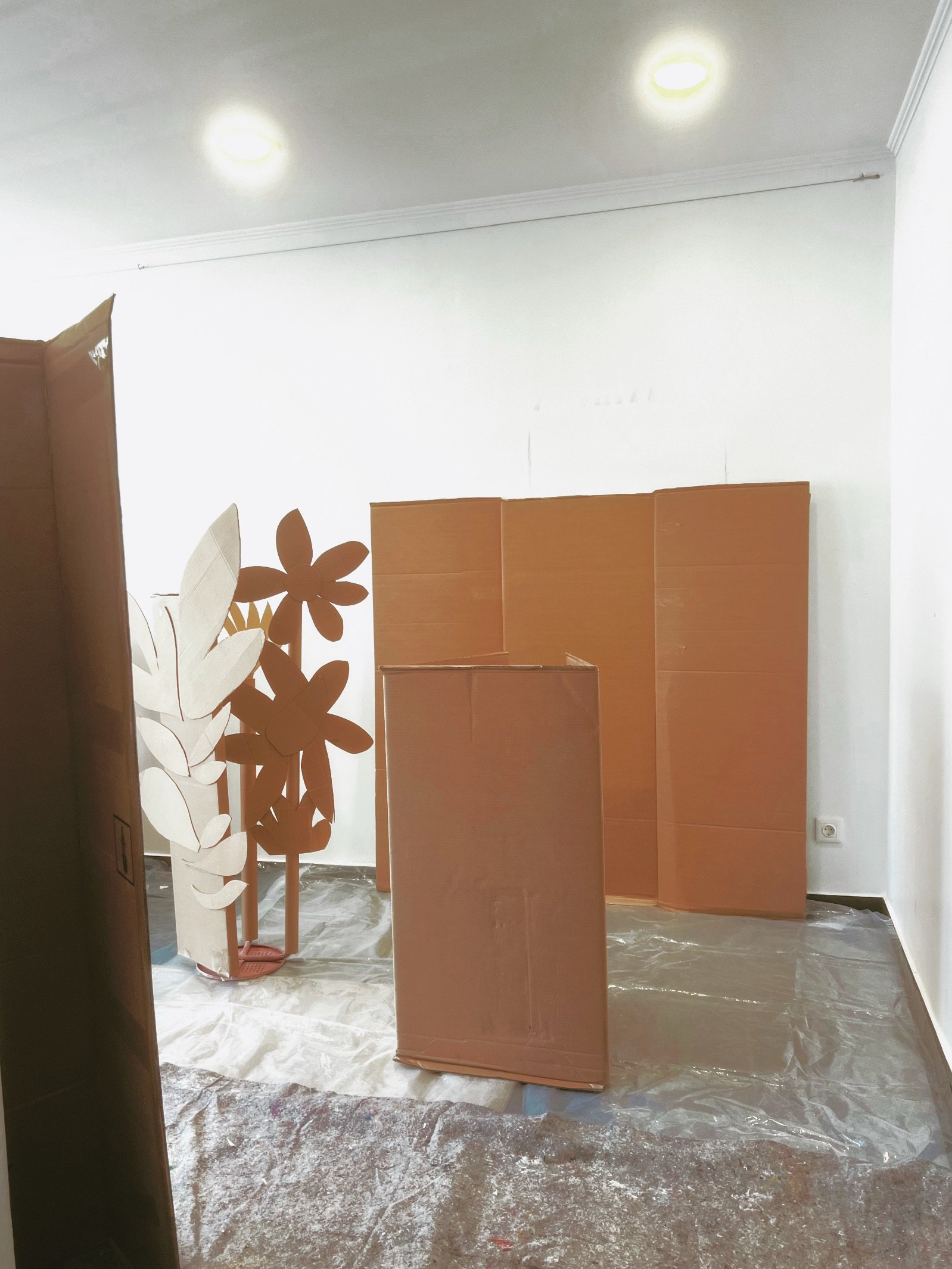 No pr&oacute;ximo s&aacute;bado, o Espa&ccedil;o Arte Raiz abre portas para tr&ecirc;s momentos criativos:

Oficina Criativa em Fam&iacute;lia | 10h30

Caf&eacute; &amp; Cria&ccedil;&atilde;o | 14h30

Pintura Espont&acirc;nea | 18h00

Se tens vontade