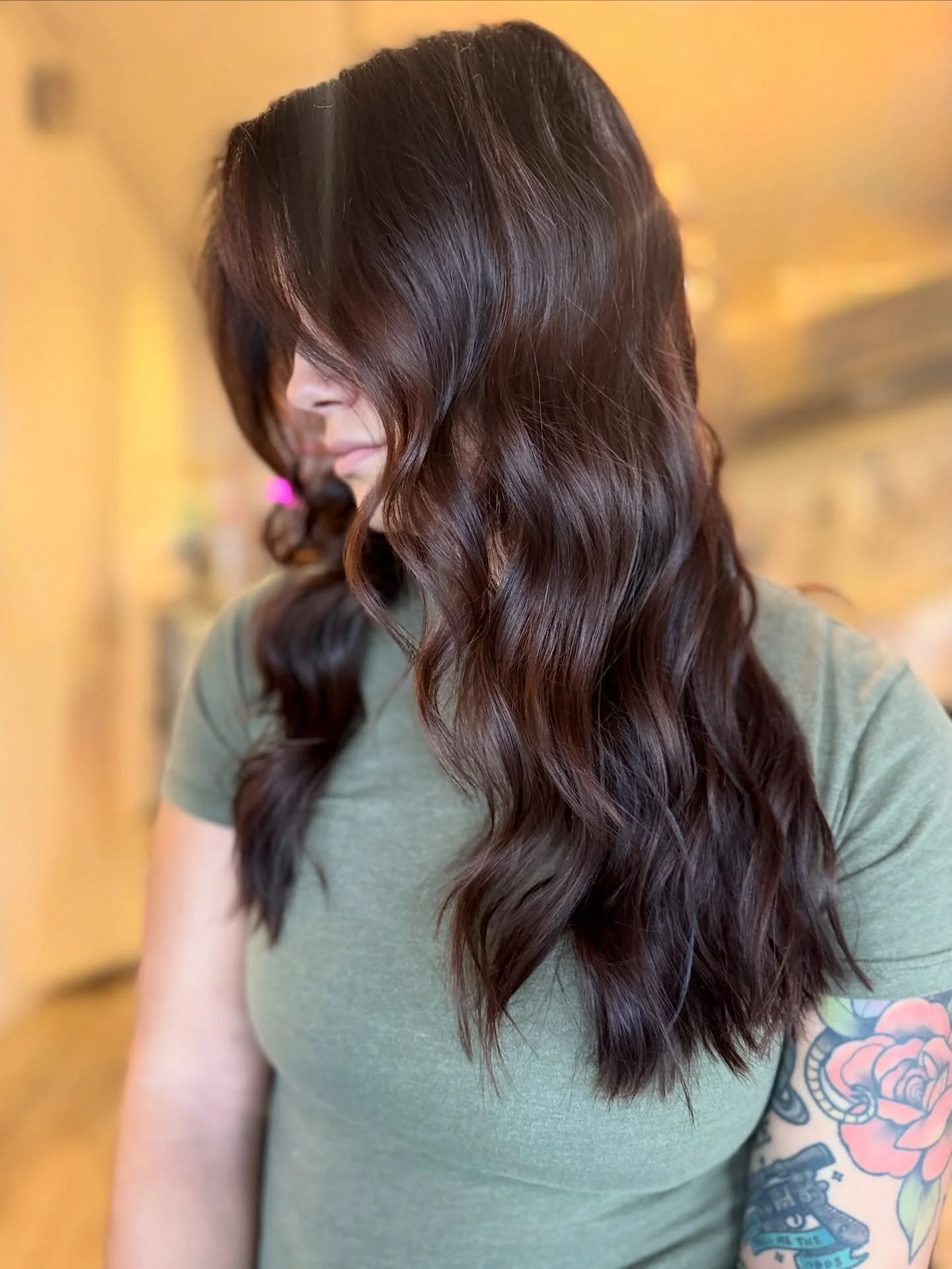 When she texts and sends pics of shiny brunettes&hellip; you drool 🤤 .. and dare I say.. eat.

Send me your next inspo pic if you&rsquo;re ready to feast 😍

#austinsalon #atxhairstylist #atxhair #austinhair #atxsalon