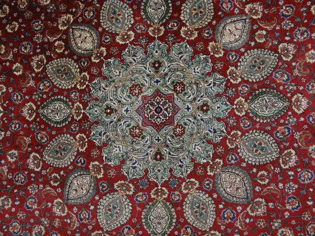 Tabriz Persian Rugs: A Tradition of Detail, Design, and Craftsmanship