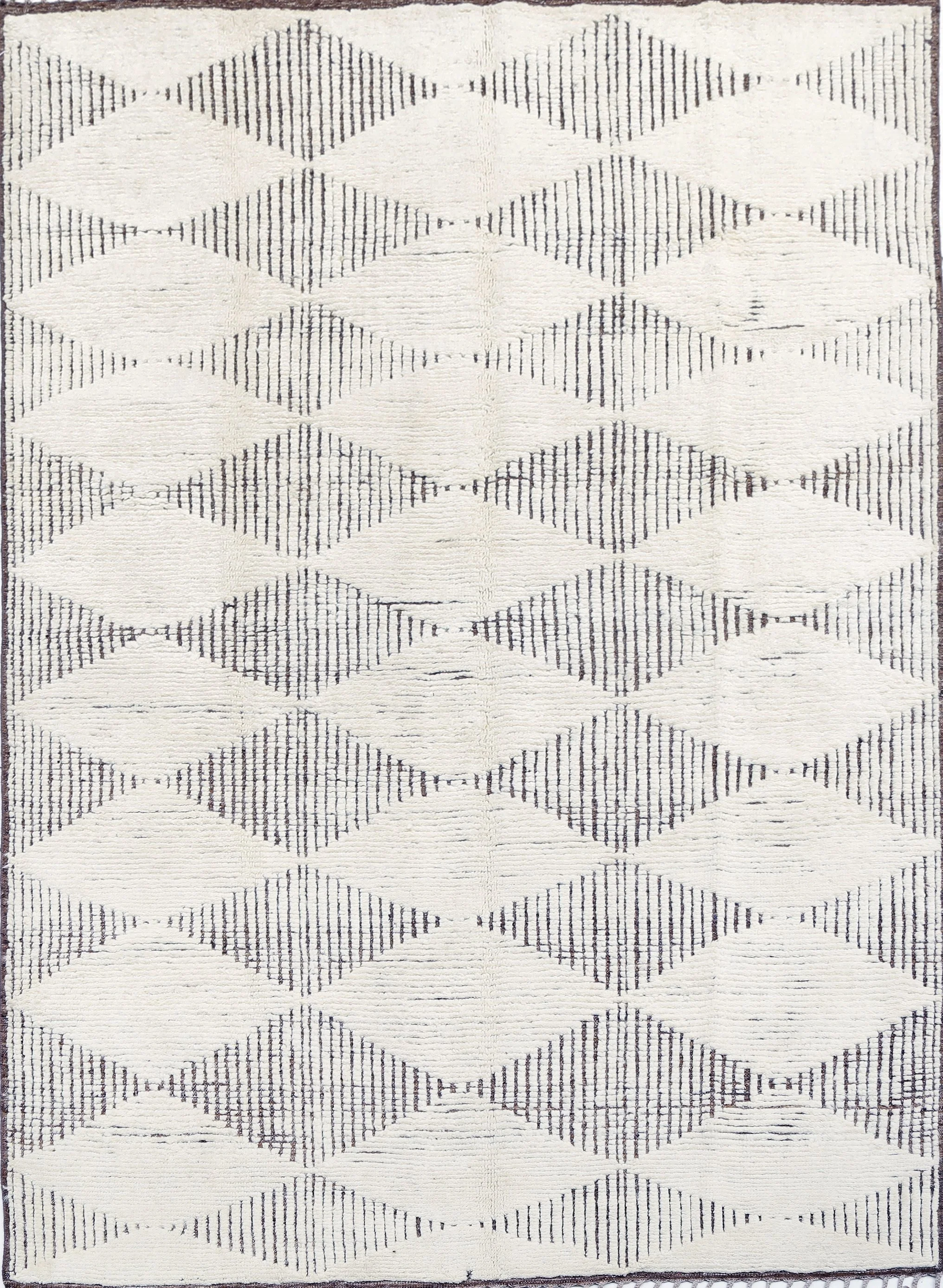 Moroccan-Style Rug (6'5" x 9'1")