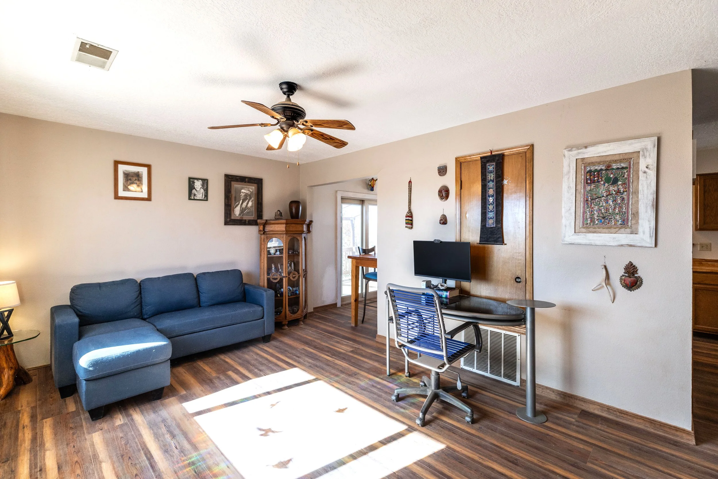 FOTOVAN.com_(002) 224 Lower Las Colonias_.jpg