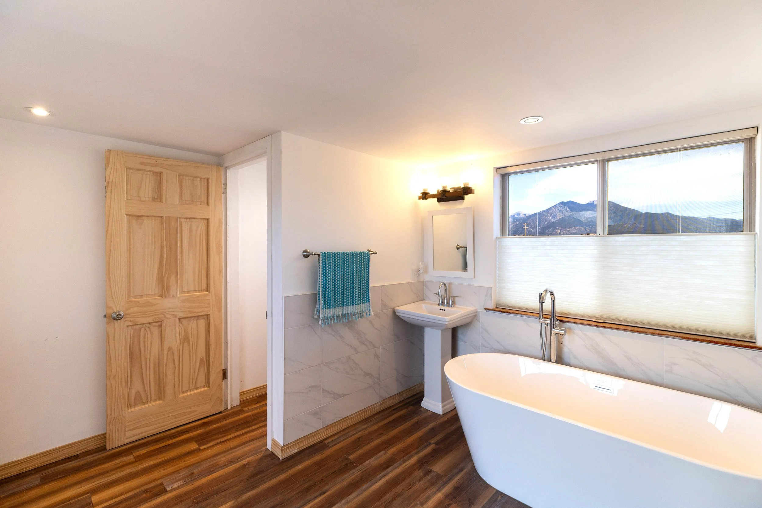 FOTOVAN.com_(011) 224 Lower Las Colonias_.jpg