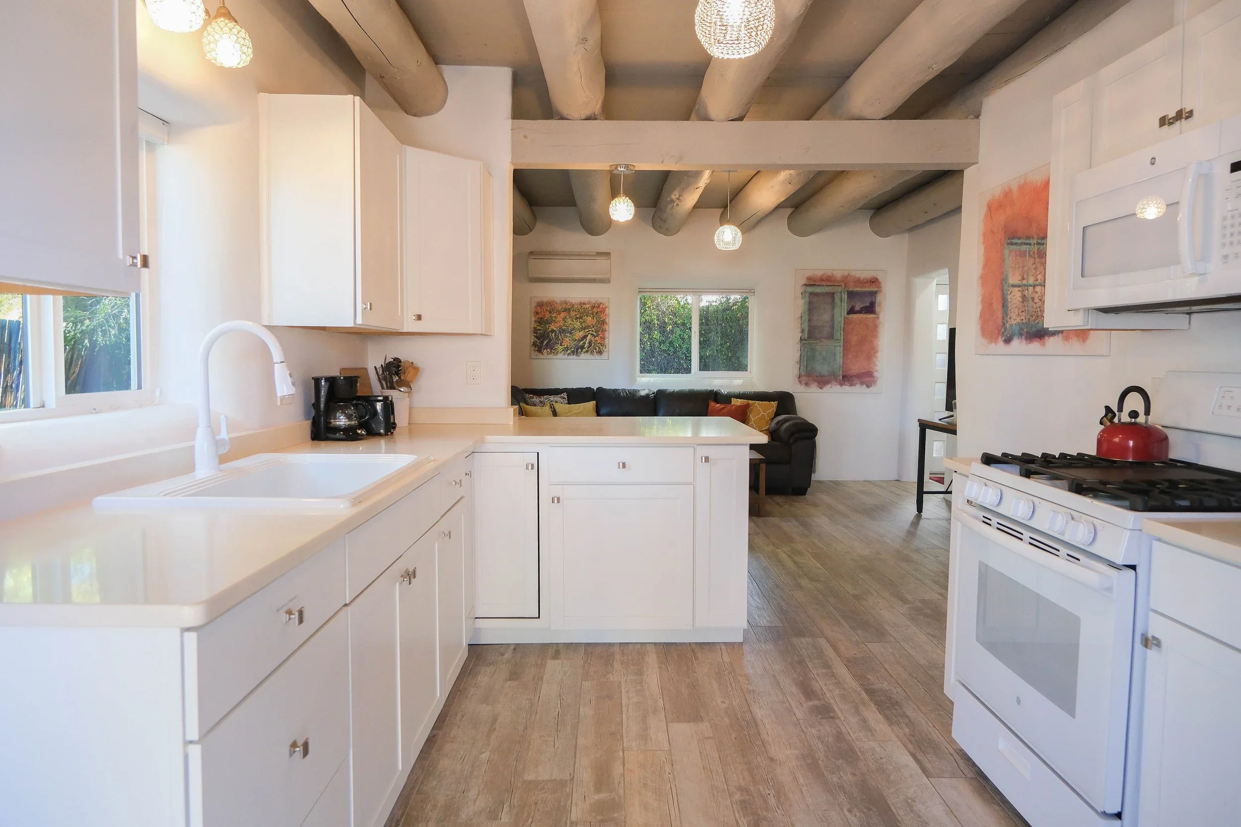 Kitchen1.webp