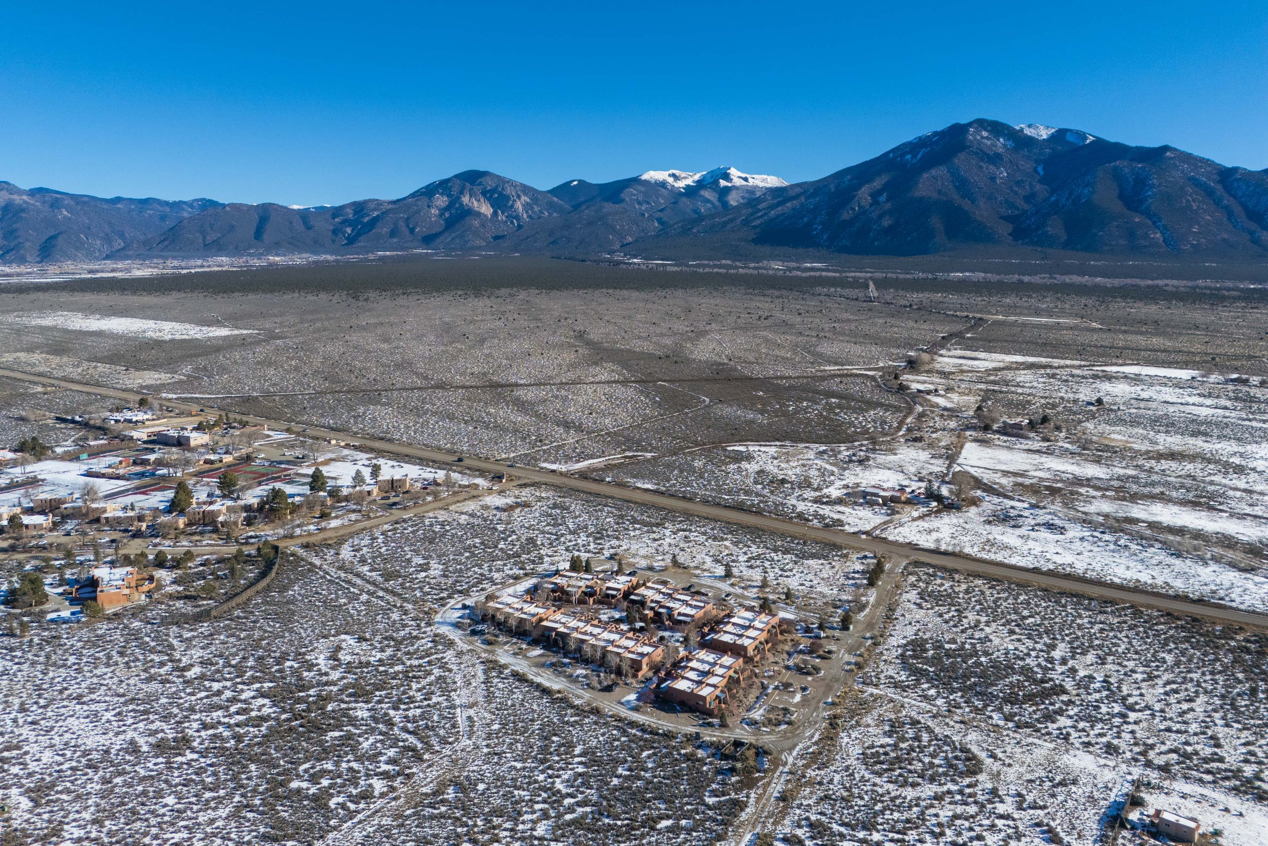 FOTOVAN.com_(006) 86 Comanche_.jpeg