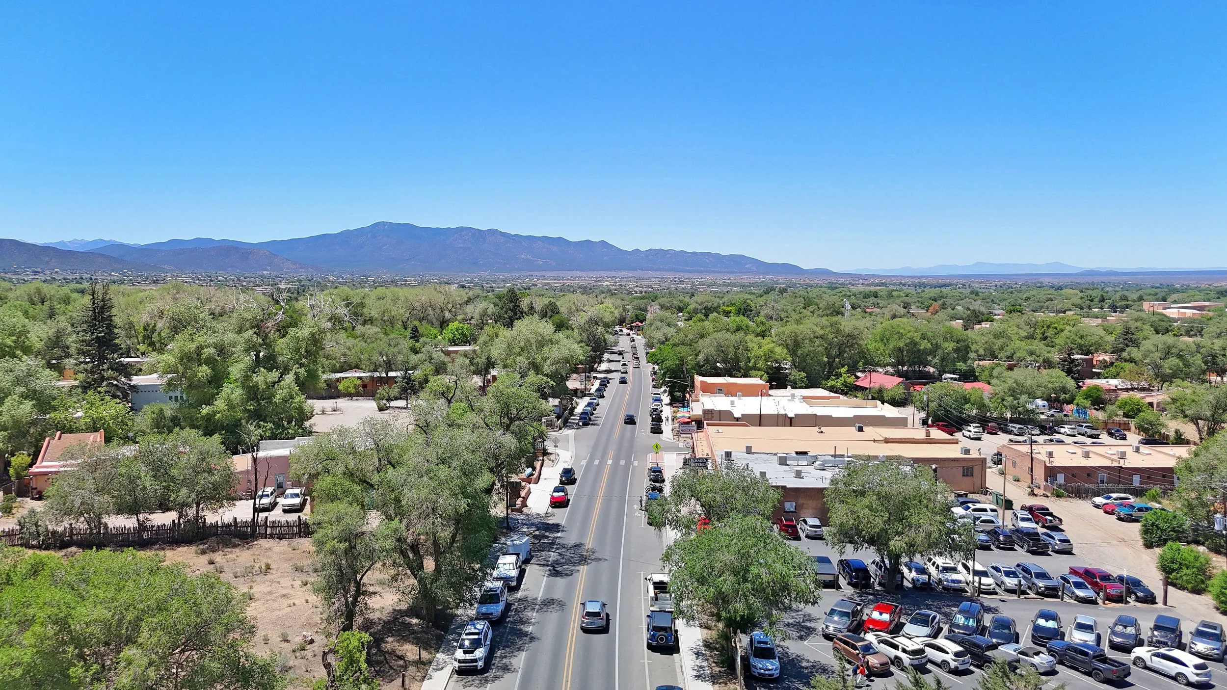 TAOS PLAZA.jpeg