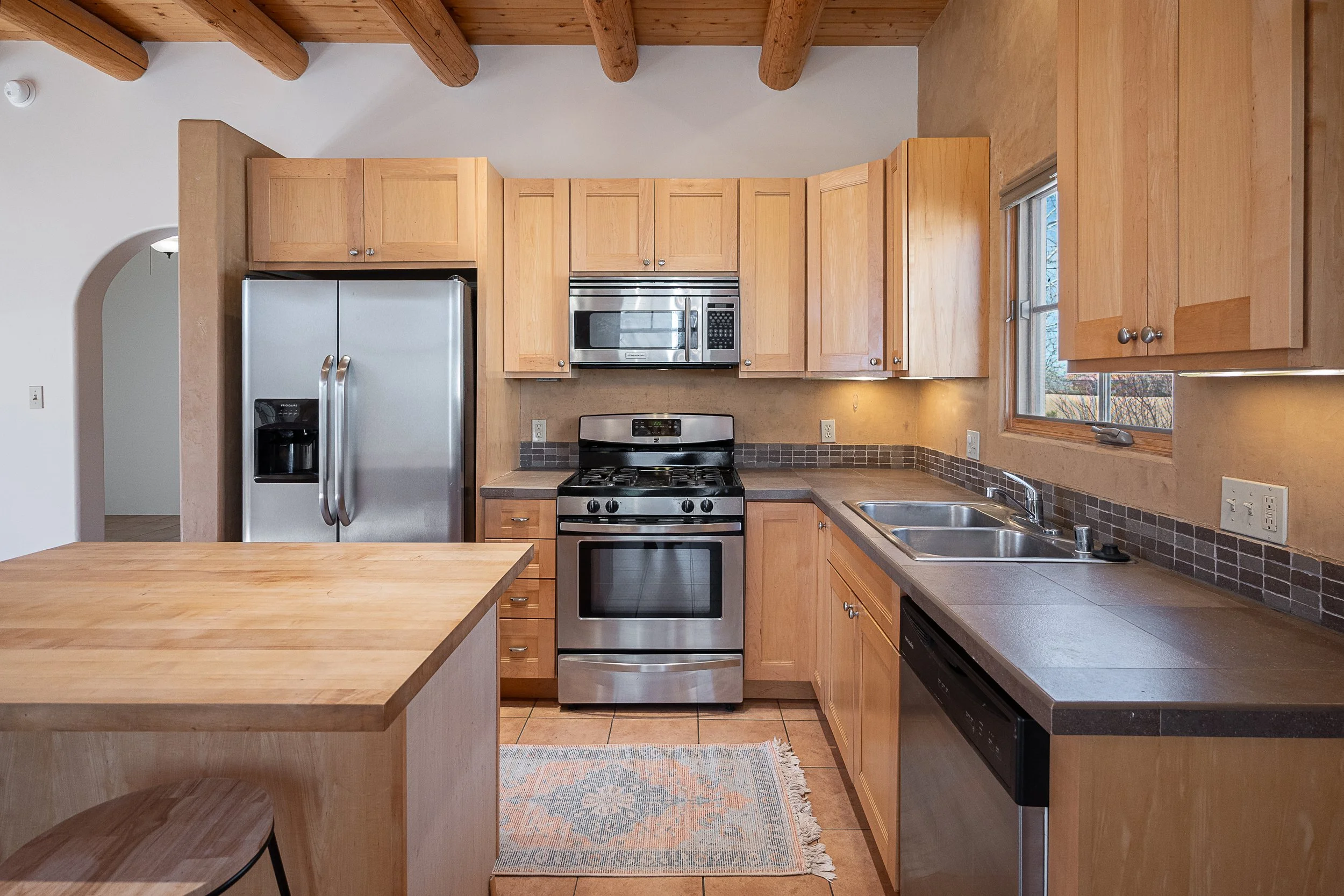 1040 Calle Palomita_16.jpg