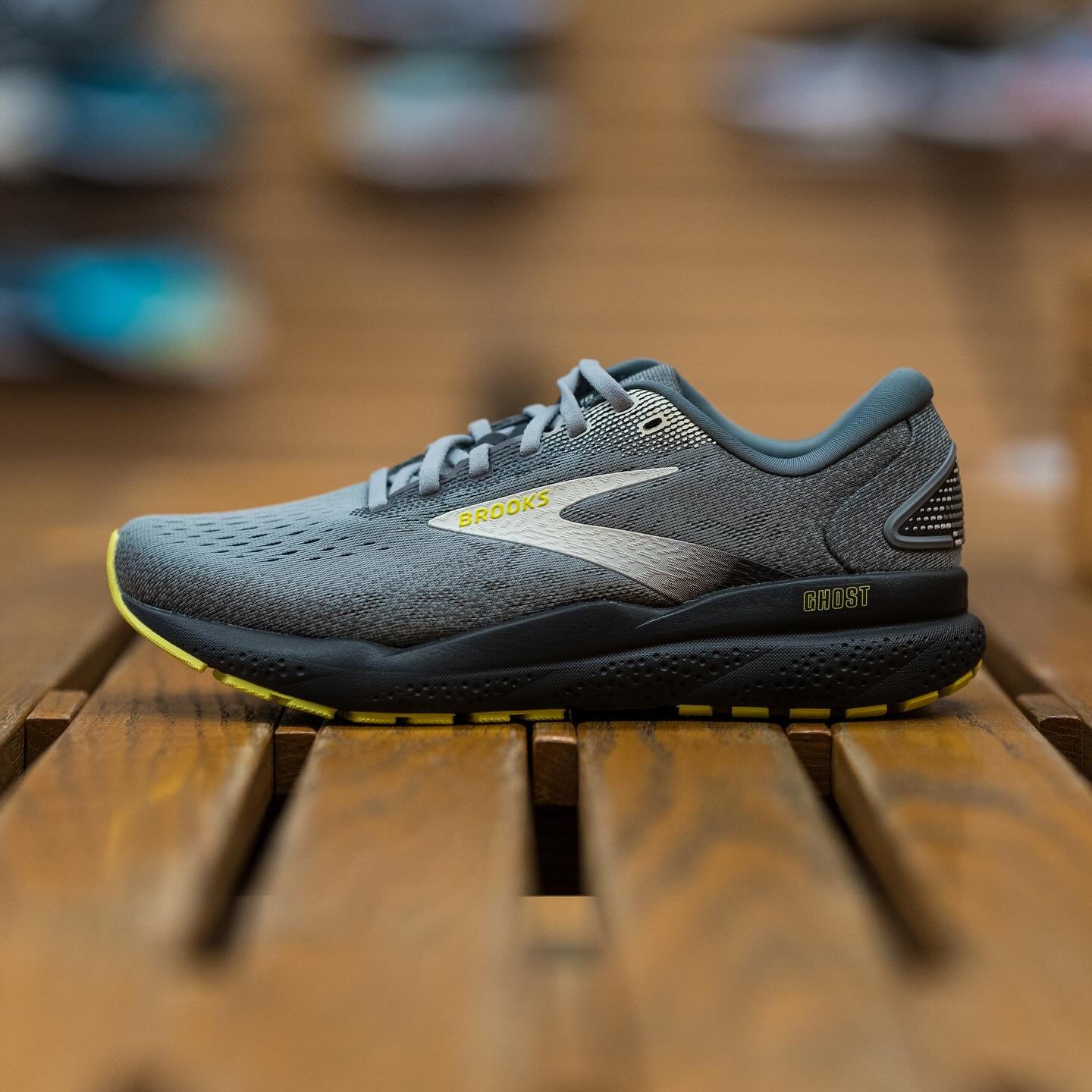 Brooks Ghost 16 | A long time staple is back with a brand new update! 

The Brooks Ghost 16 is an every day trainer aimed to offer smooth cushioning day after day. The midsole features a redesigned DNA LOFT v3 cushioning for a soft and responsive rid
