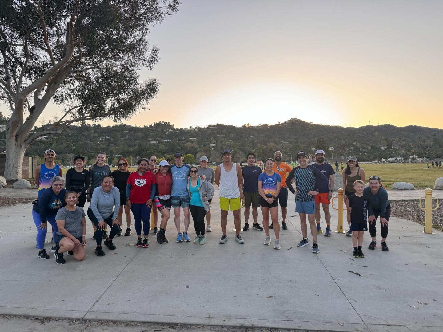 It&rsquo;s the first Monday of the month and that means we&rsquo;re heading over to our favorite place to log some miles&hellip; the Rose Bowl!! Grab a friend and join us as we kick off the week with some easy miles. 

📍 We will be meeting in LOT F,