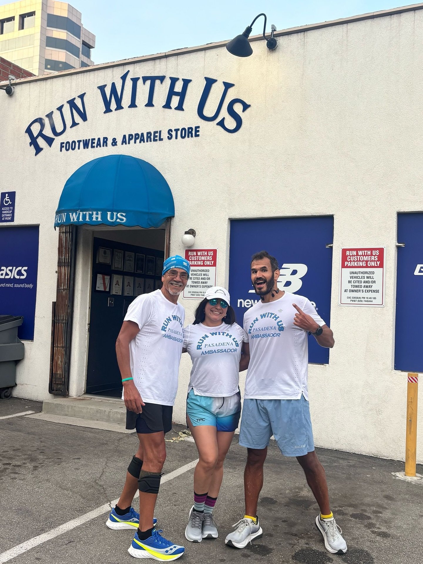 Monday Fun Run w/ our friends from HOKA. Kick off the week with us and try out the latest and greatest from HOKA. It&rsquo;s looking like a beautiful day for an evening run or walk, so grab a friend and join us! 

Please remember to bring your own wa