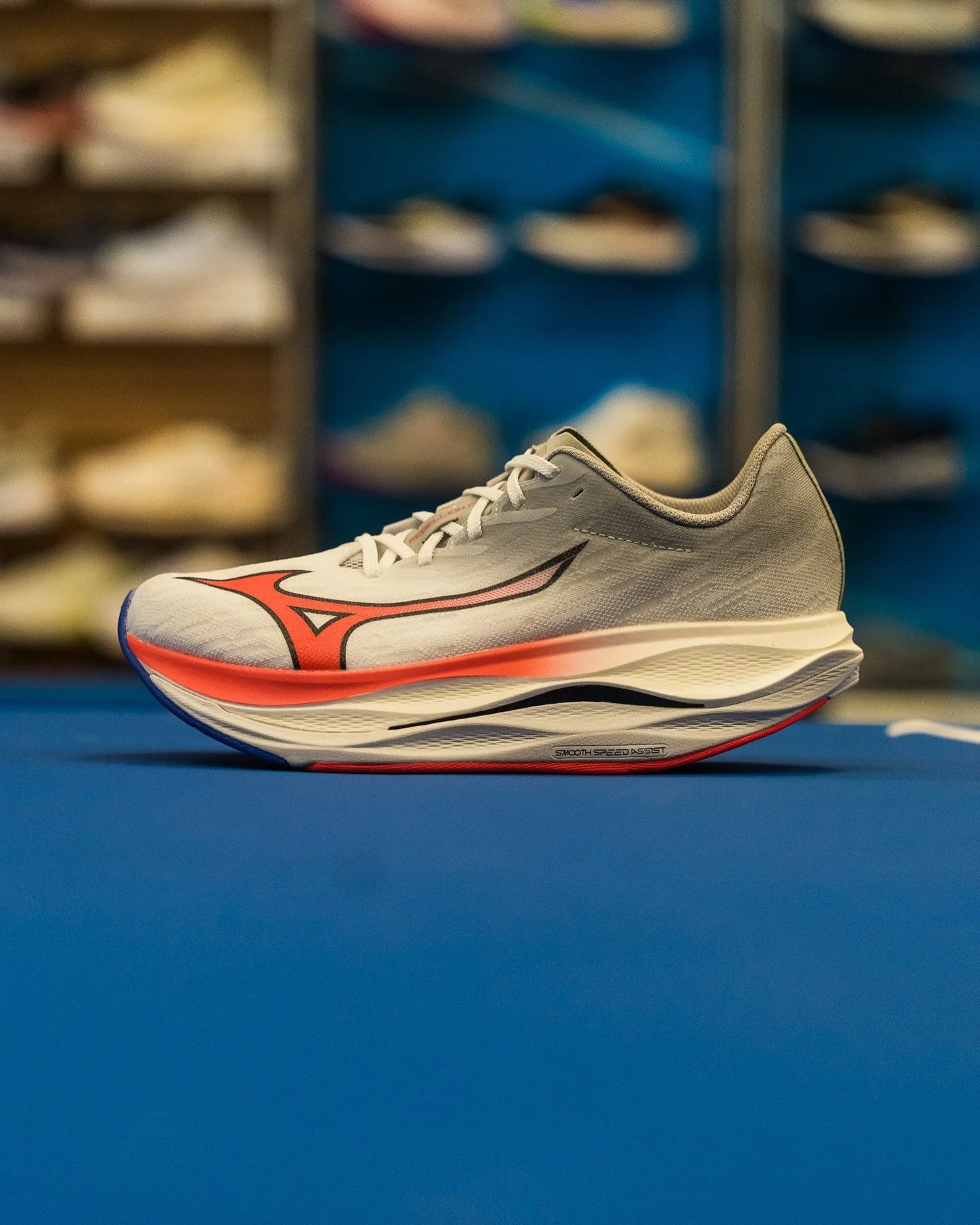 The Mizuno Wave Rebellion Flash 3 | Just in we have the brand NEW Wave Rebellion Flash 3, a fast and responsive trainer built to handle both easy and hard efforts with ease. 

Mile repeats ✅
Tempo runs ✅
Extra spice on those long hard runs ✅

Featuri