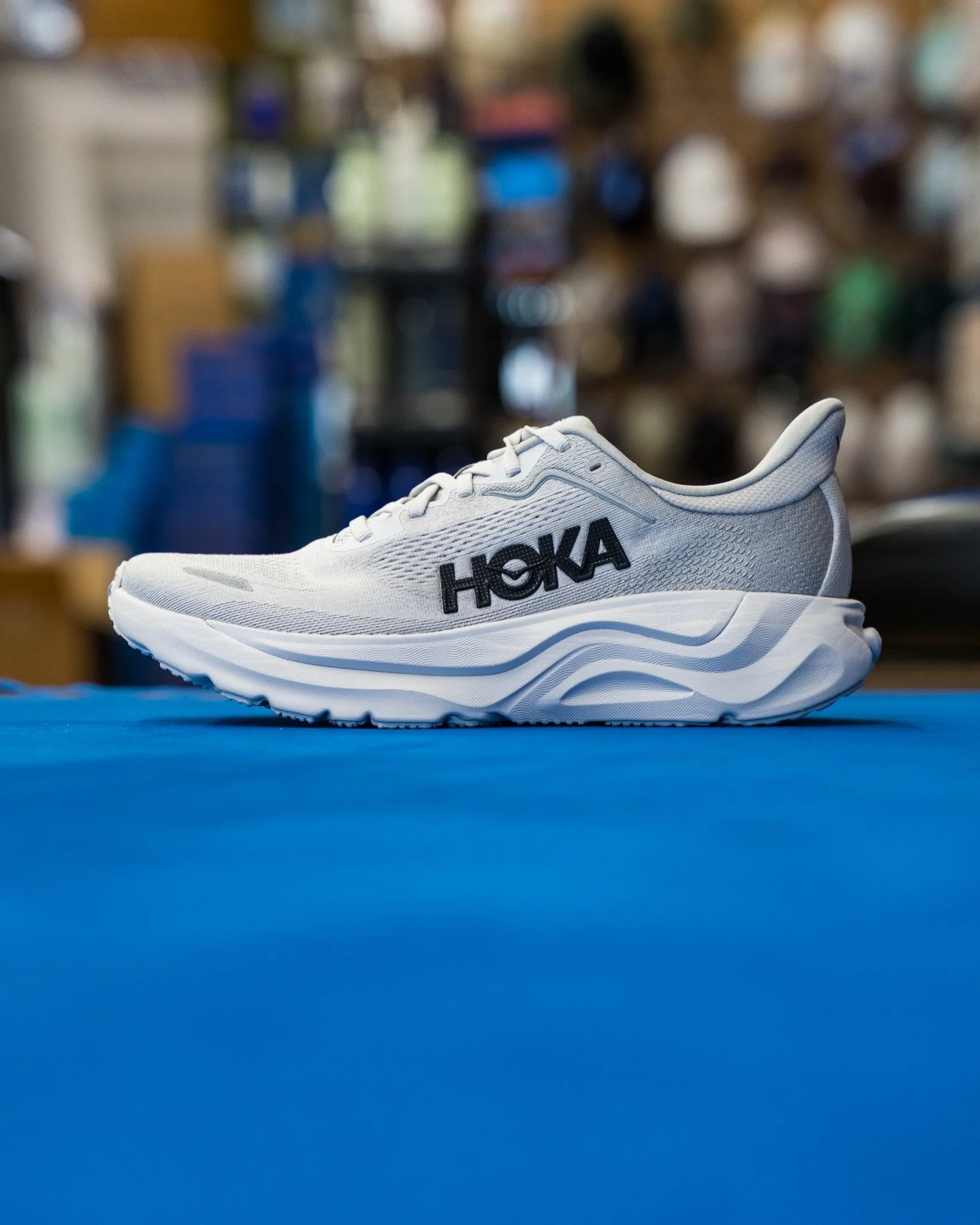 New kicks alert 👟✨ We just got in two new stability styles perfect for your everyday miles!

HOKA Arahi 9 Soft, stable, and ready to cruise through your weekly mileage. The H-Frame keeps you centered and supported without sacrificing that plush cush