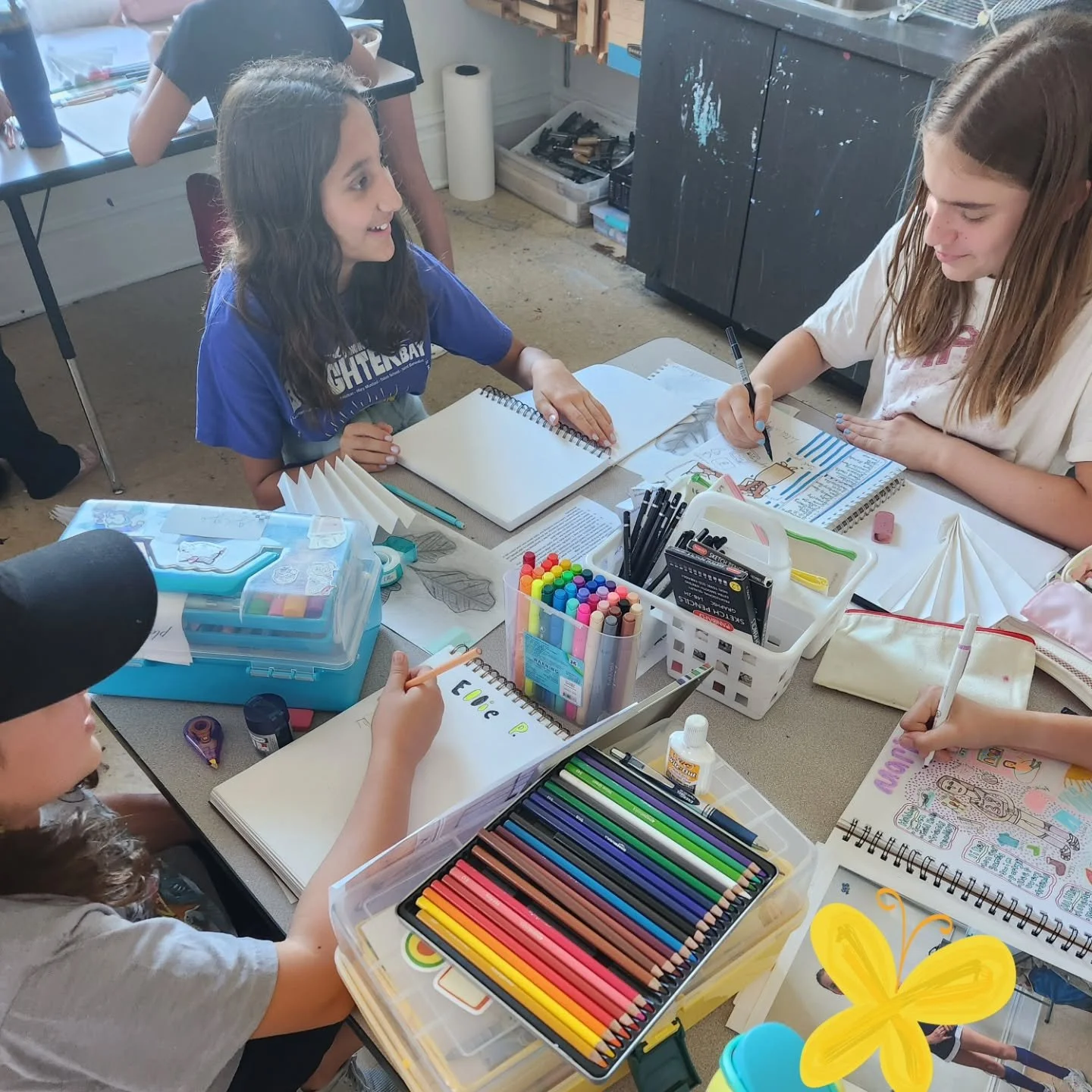 Girls need to express themselves creatively! In our Visual Arts class, the 6s are showing their individuality and preferences through self portraits. We love our Arts Block program for its ability to give girls artistic freedom during middle school, 