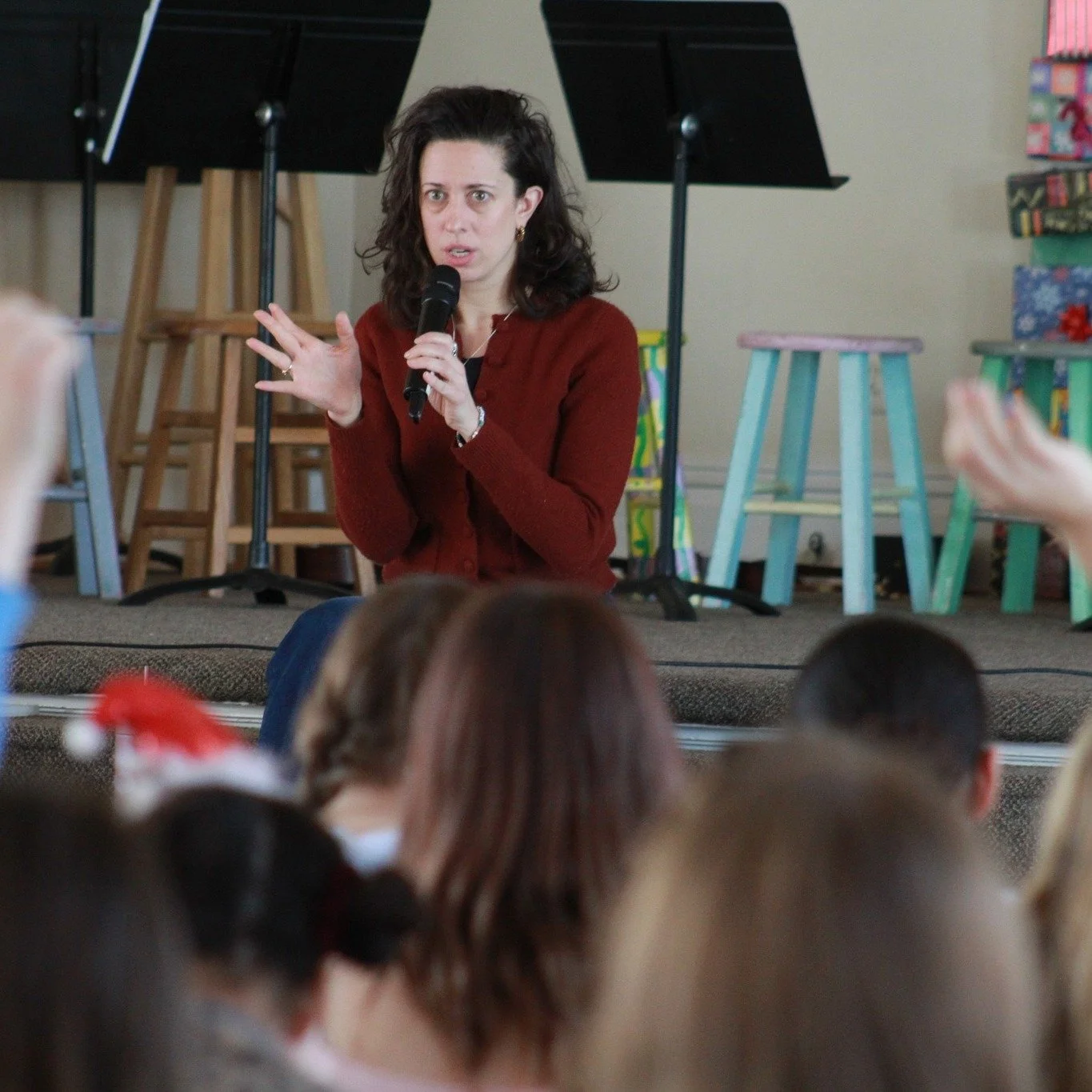 Alumna Mary Page Nance visited during our rehearsals for tomorrow&rsquo;s Winter Ceremony to share her experience as a Broadway performer and revisit her time at OHMS. Student hands were up the whole time, waiting patiently to ask about Mary Page's b