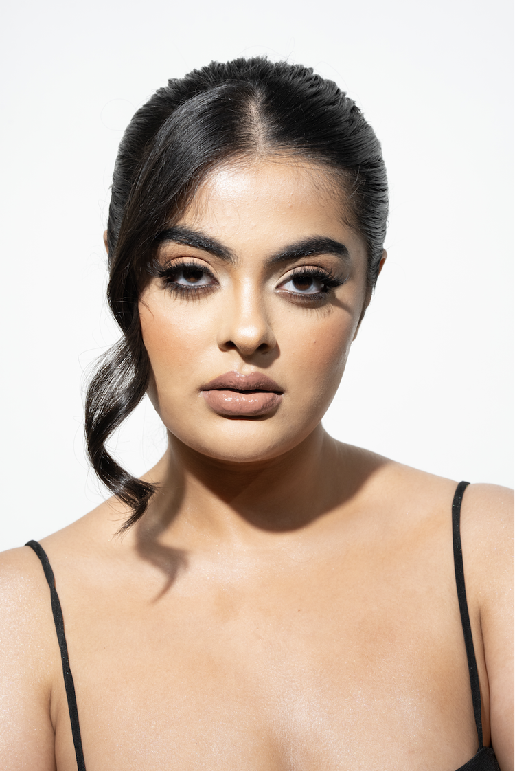 Romantic bridal hair and makeup close-up