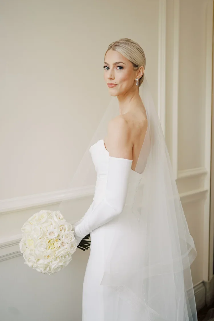 elegant bride posing for a photo
