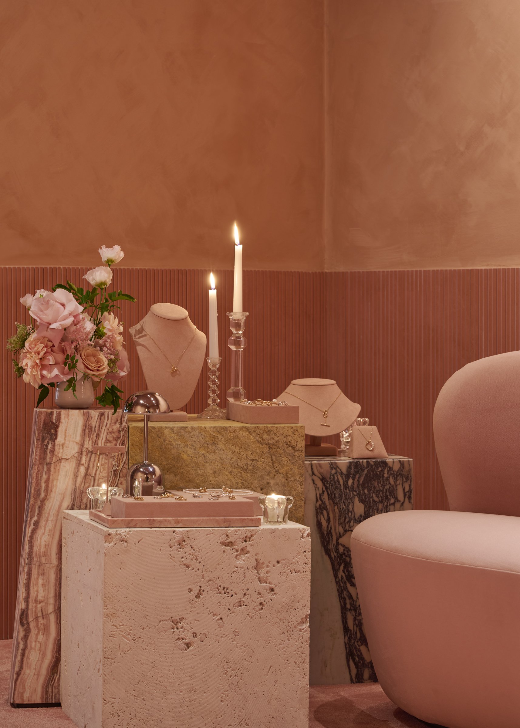 1048_Pandora_PR_Salon_S06_0134.jpg