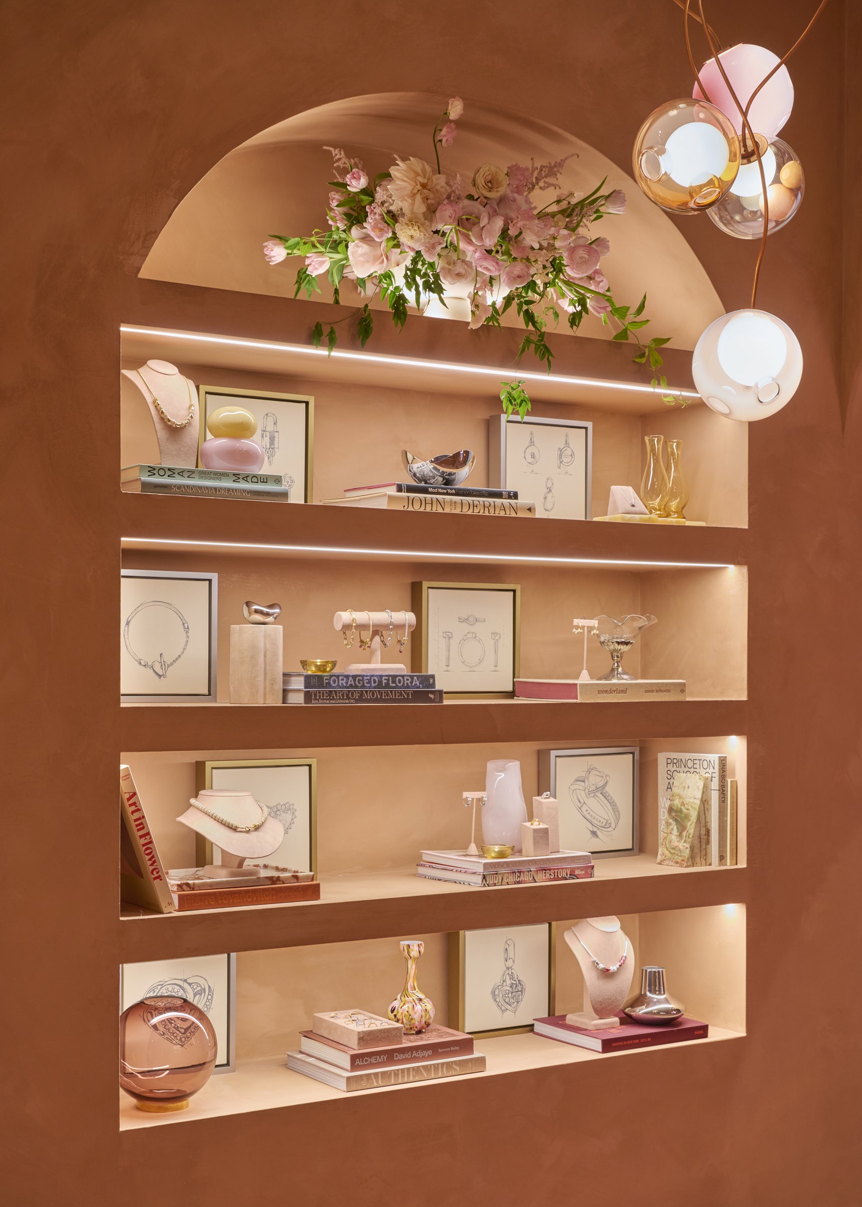 1048_Pandora_PR_Salon_S04_0076.jpg